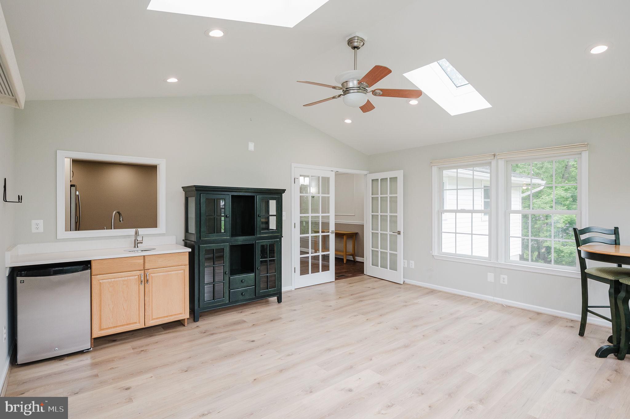 SPRING HOUSE FARMS - Residential