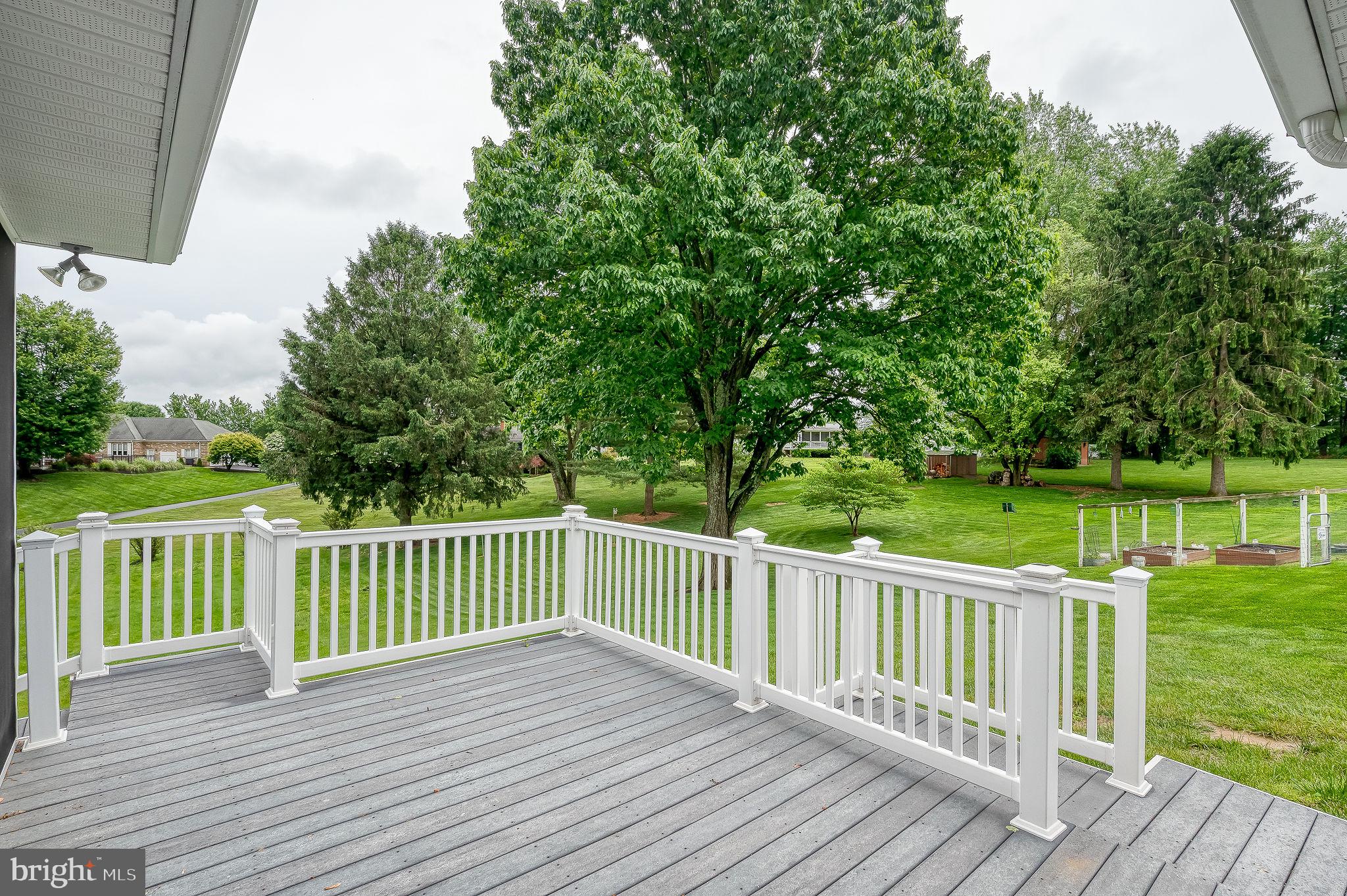 SPRING HOUSE FARMS - Residential