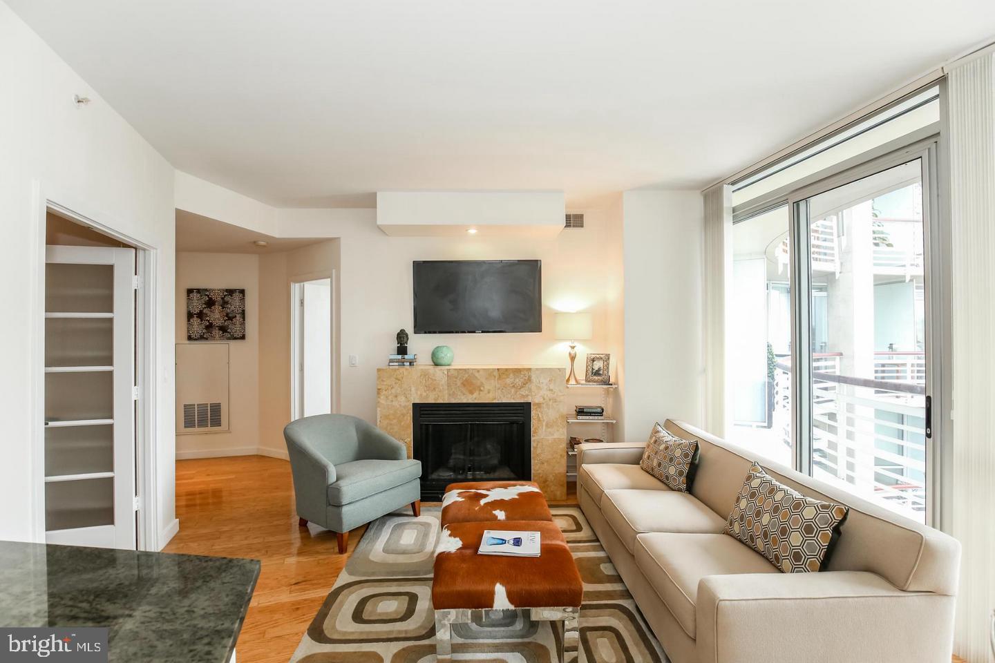 1300 13TH STREET NW 703