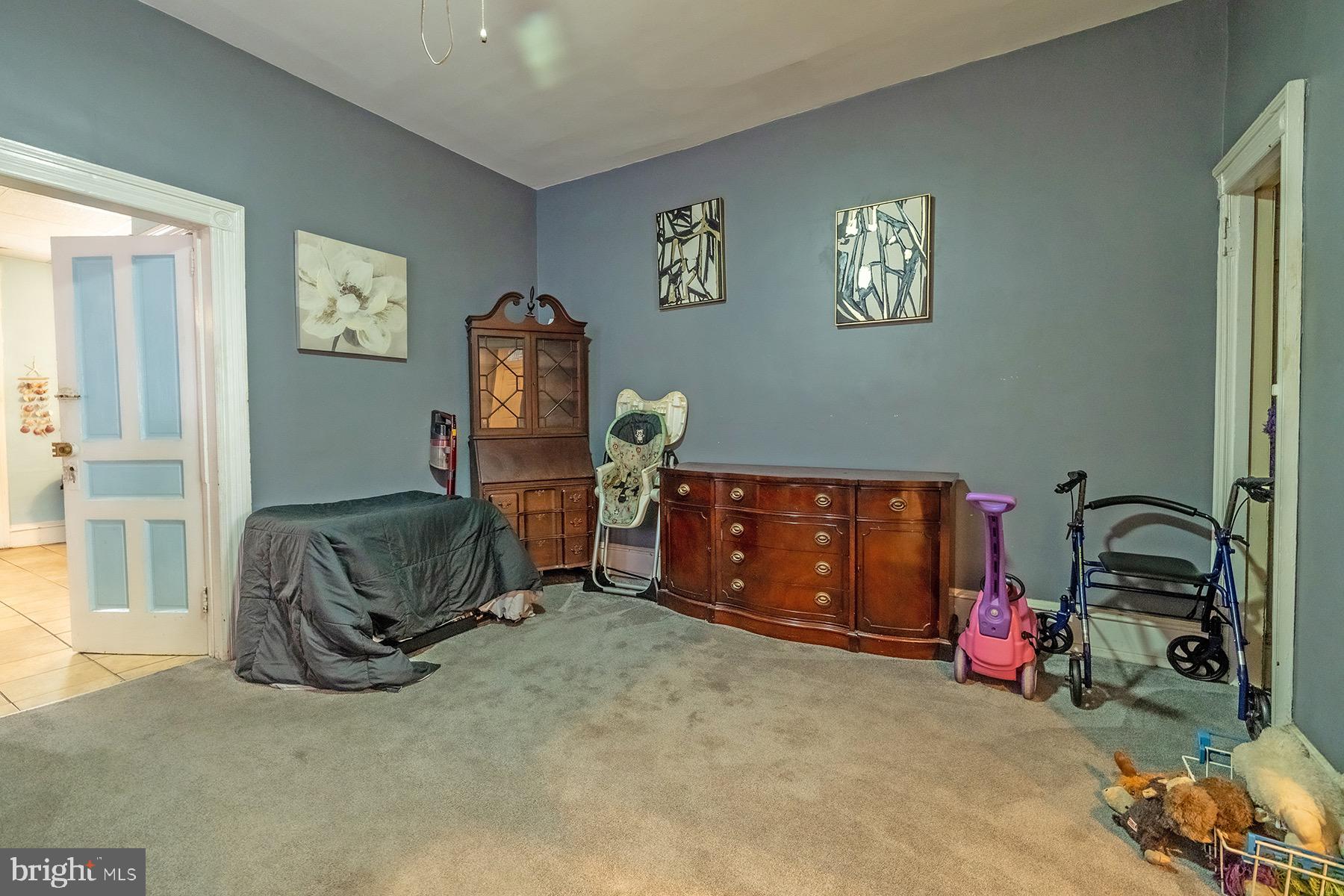 WEST PHILADELPHIA - Residential