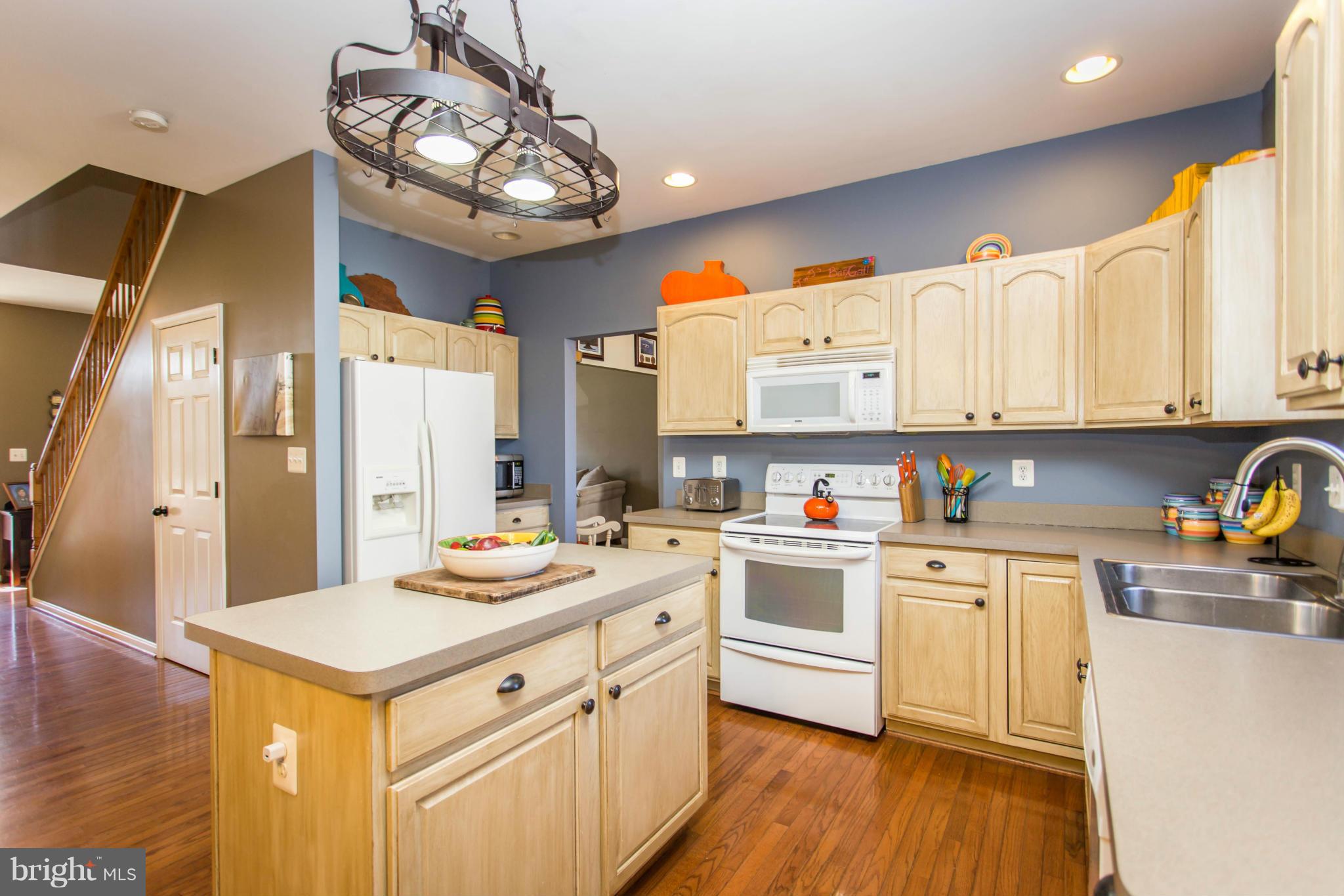 SALEM FIELDS - Residential