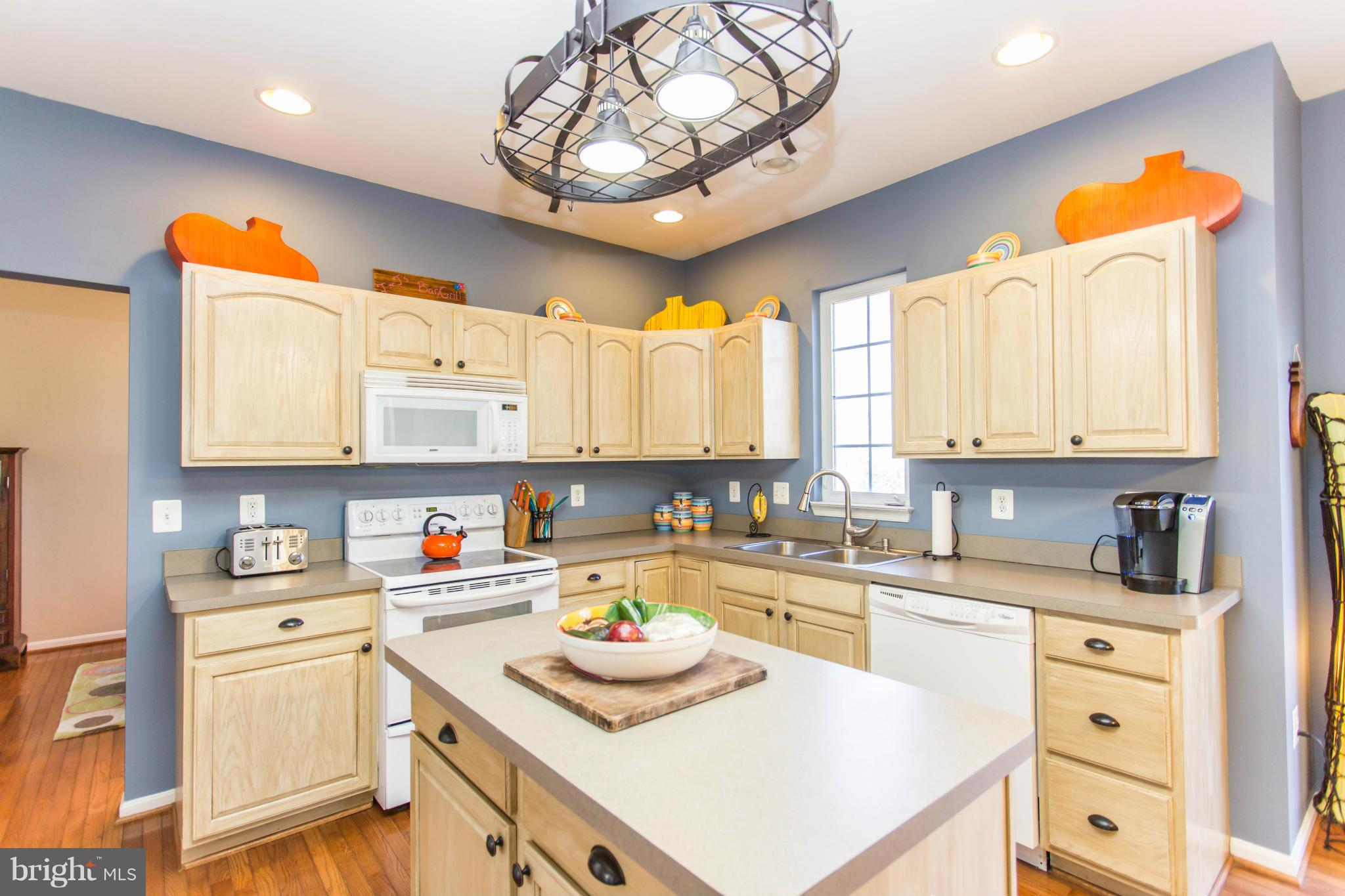 SALEM FIELDS - Residential