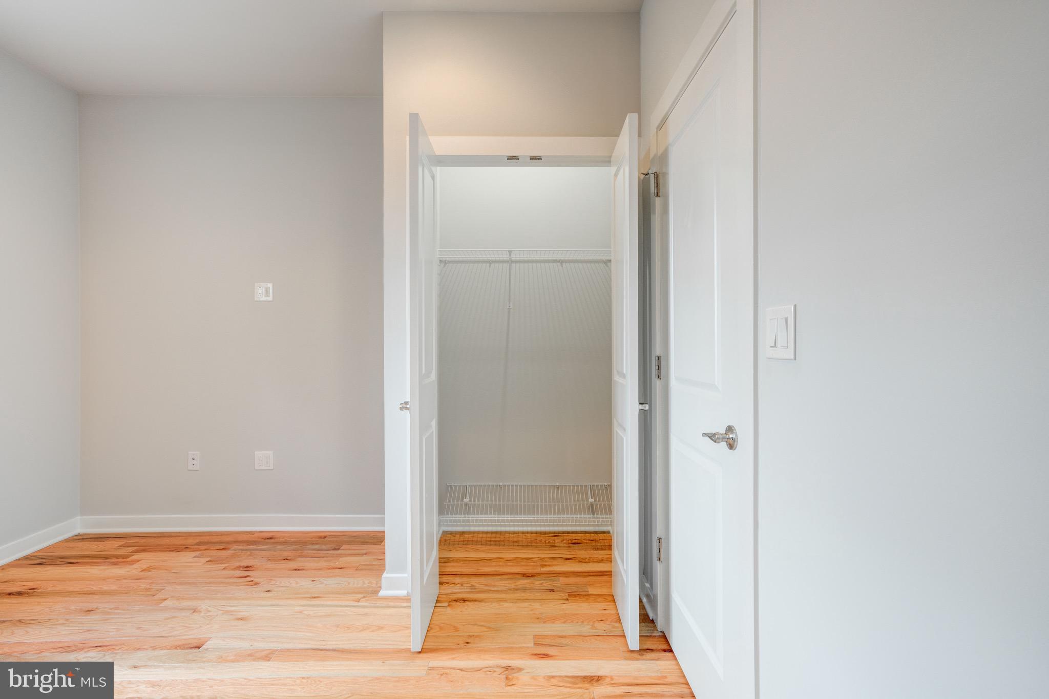 GRAYS FERRY - Residential