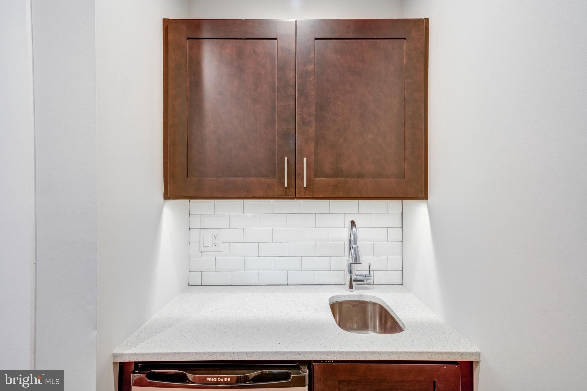 GRAYS FERRY - Residential