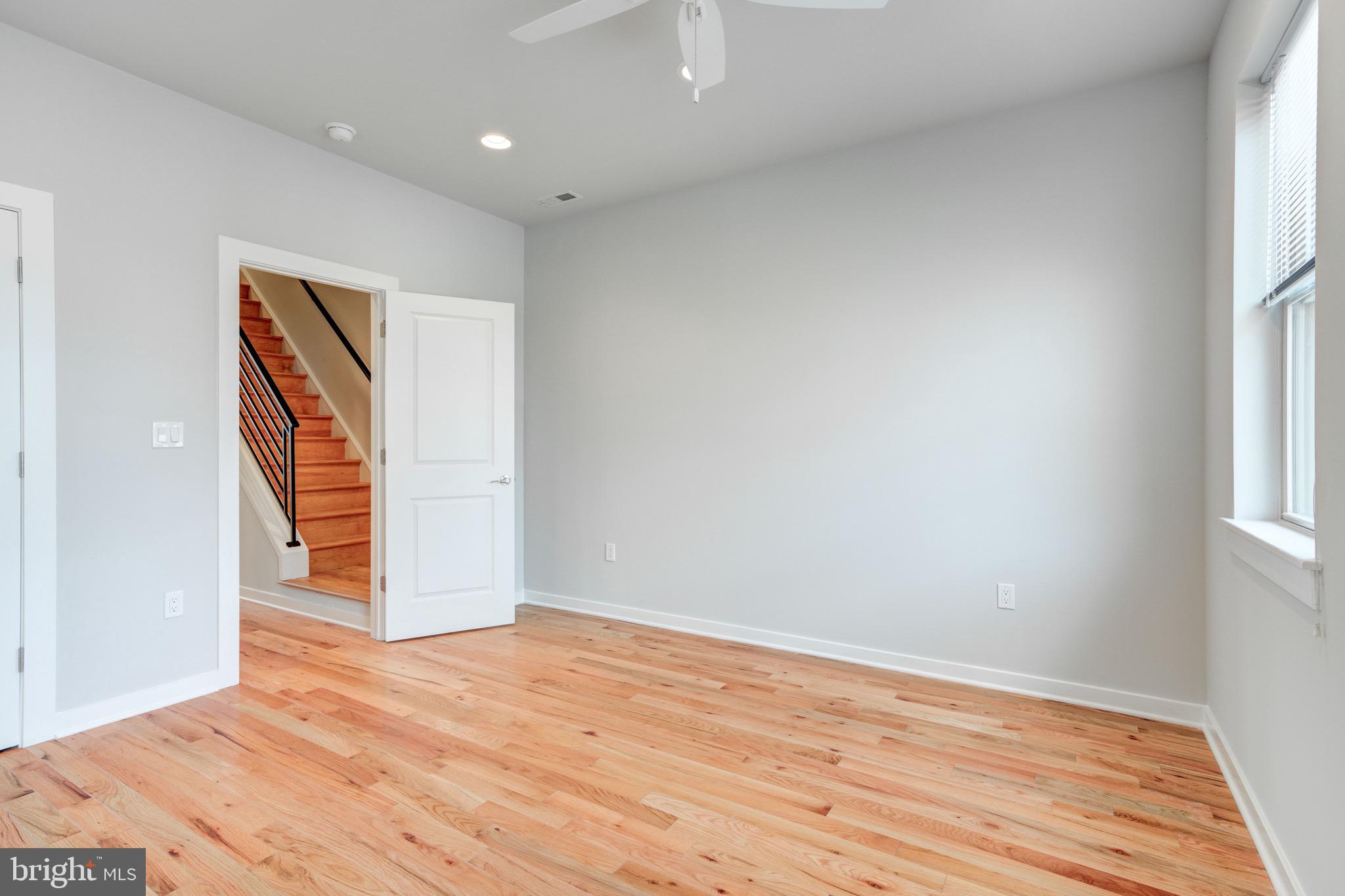 GRAYS FERRY - Residential