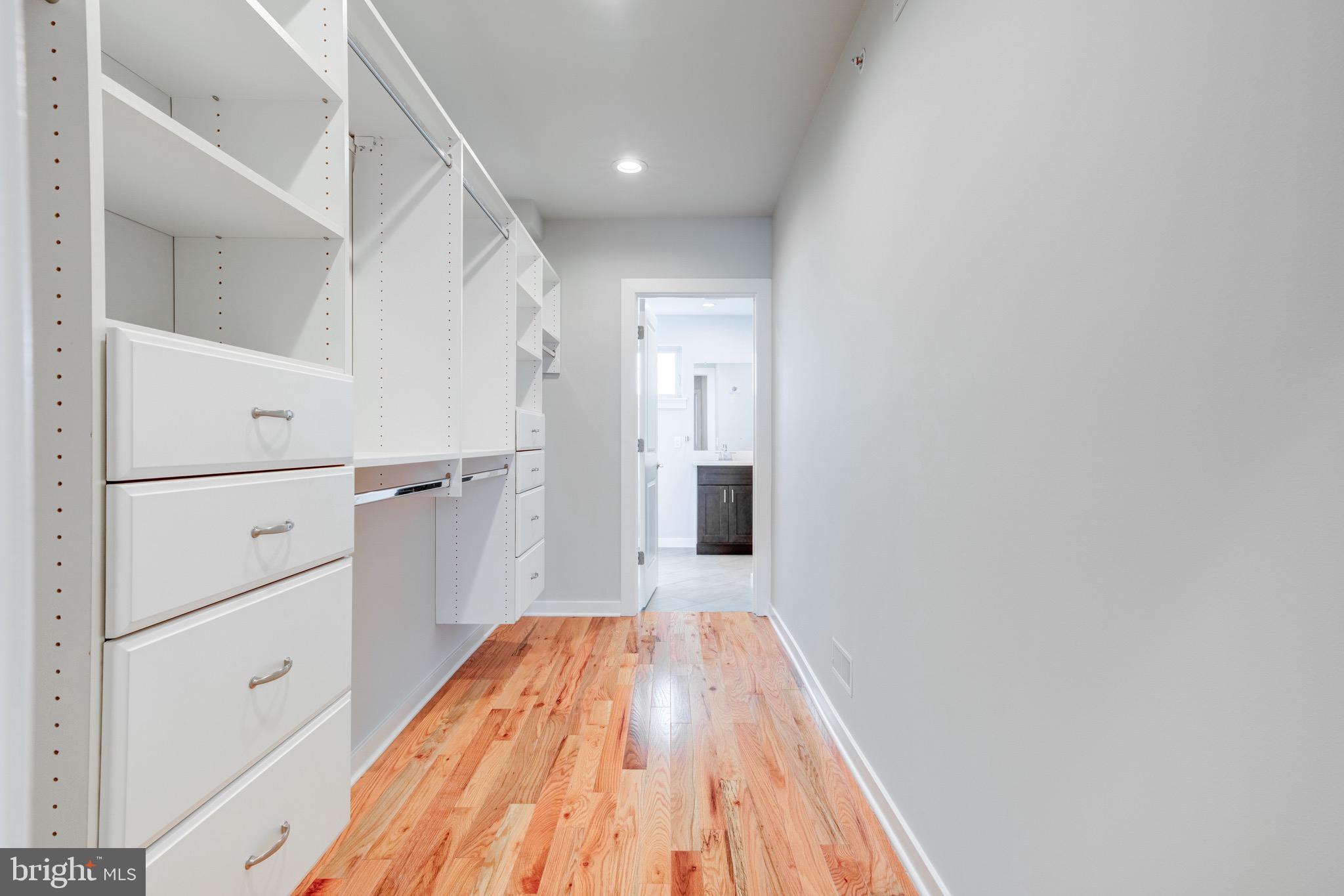 GRAYS FERRY - Residential