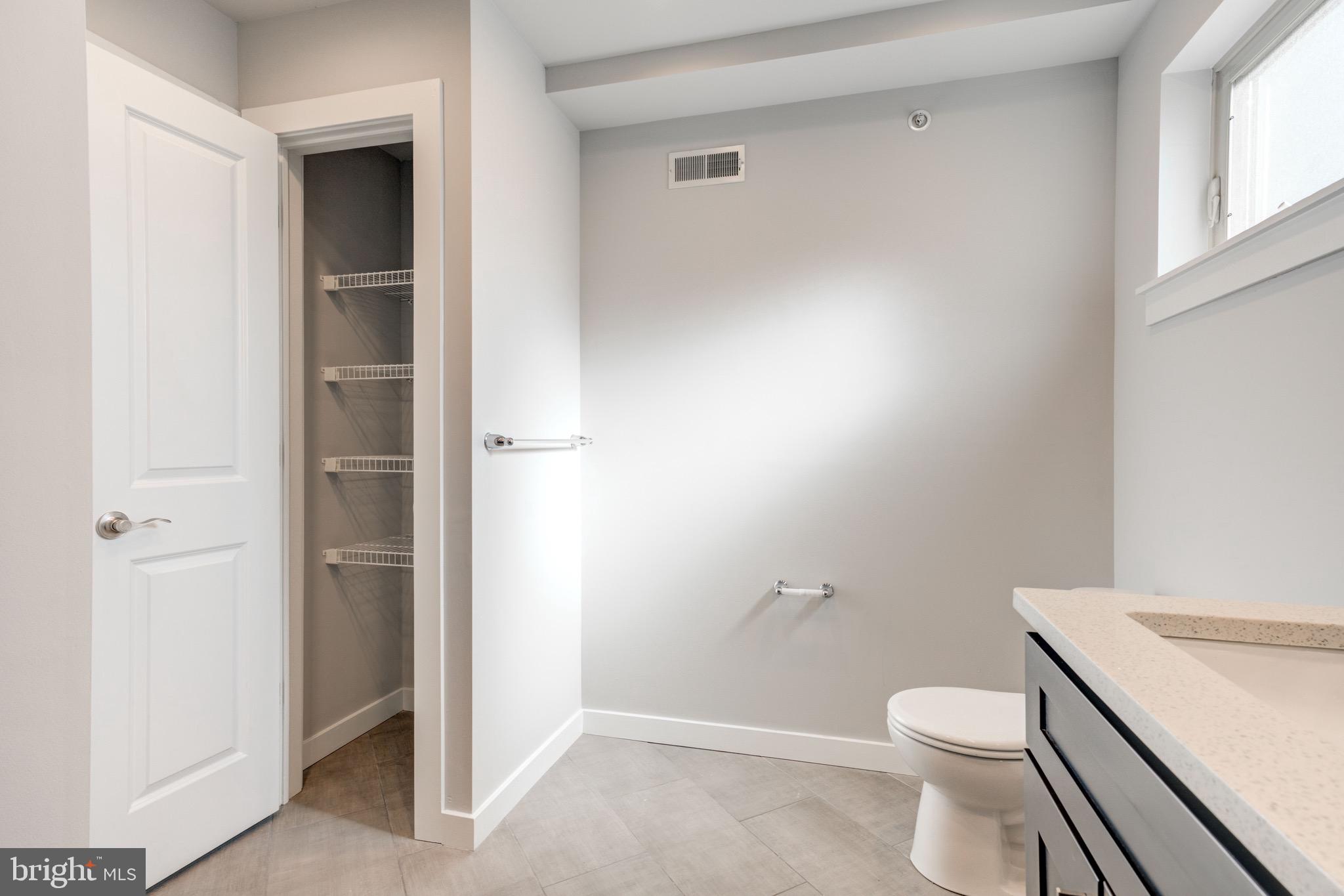 GRAYS FERRY - Residential