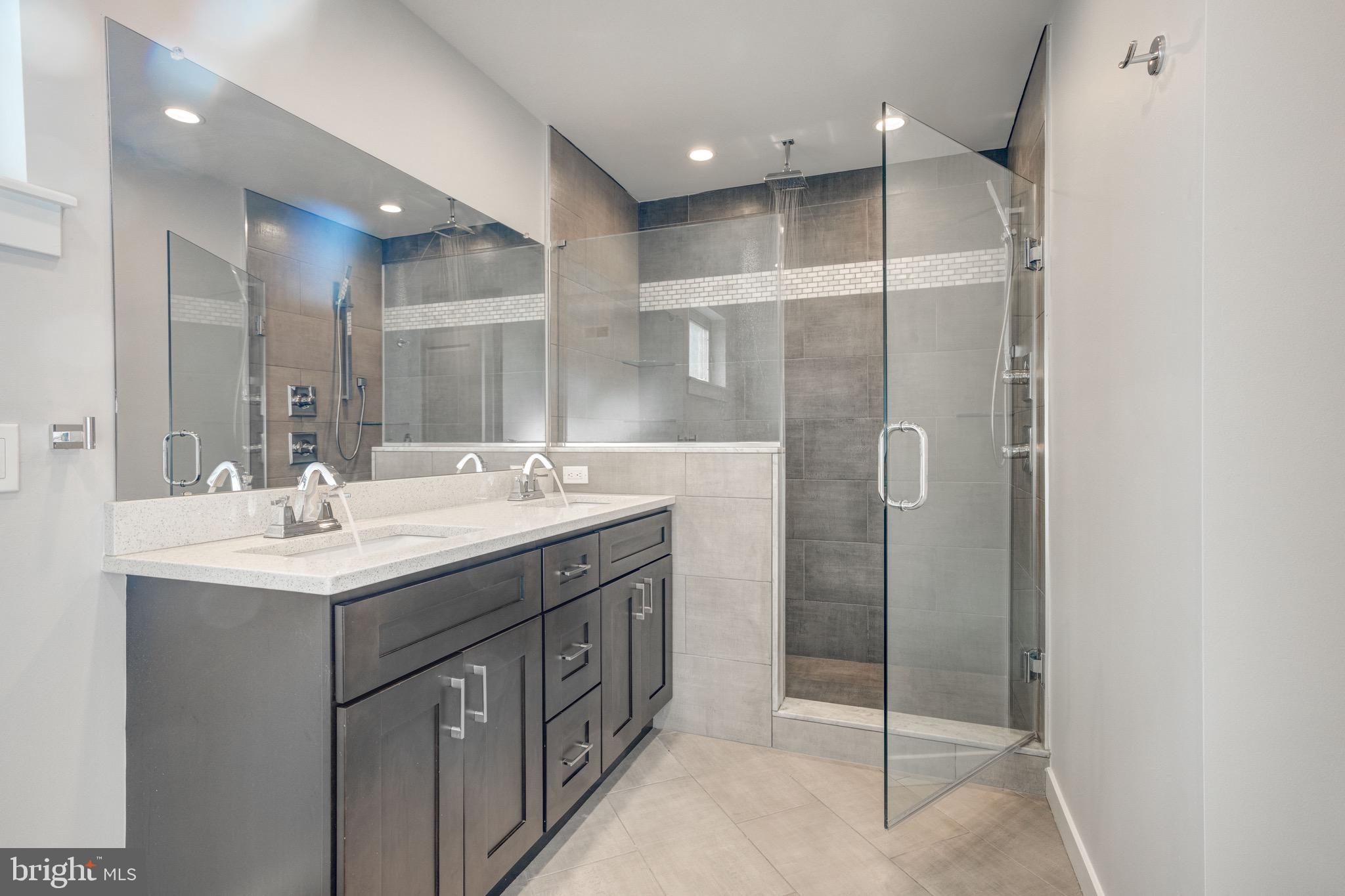 GRAYS FERRY - Residential