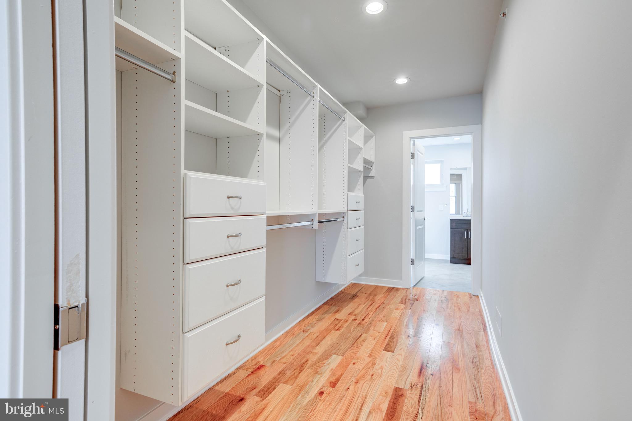 GRAYS FERRY - Residential