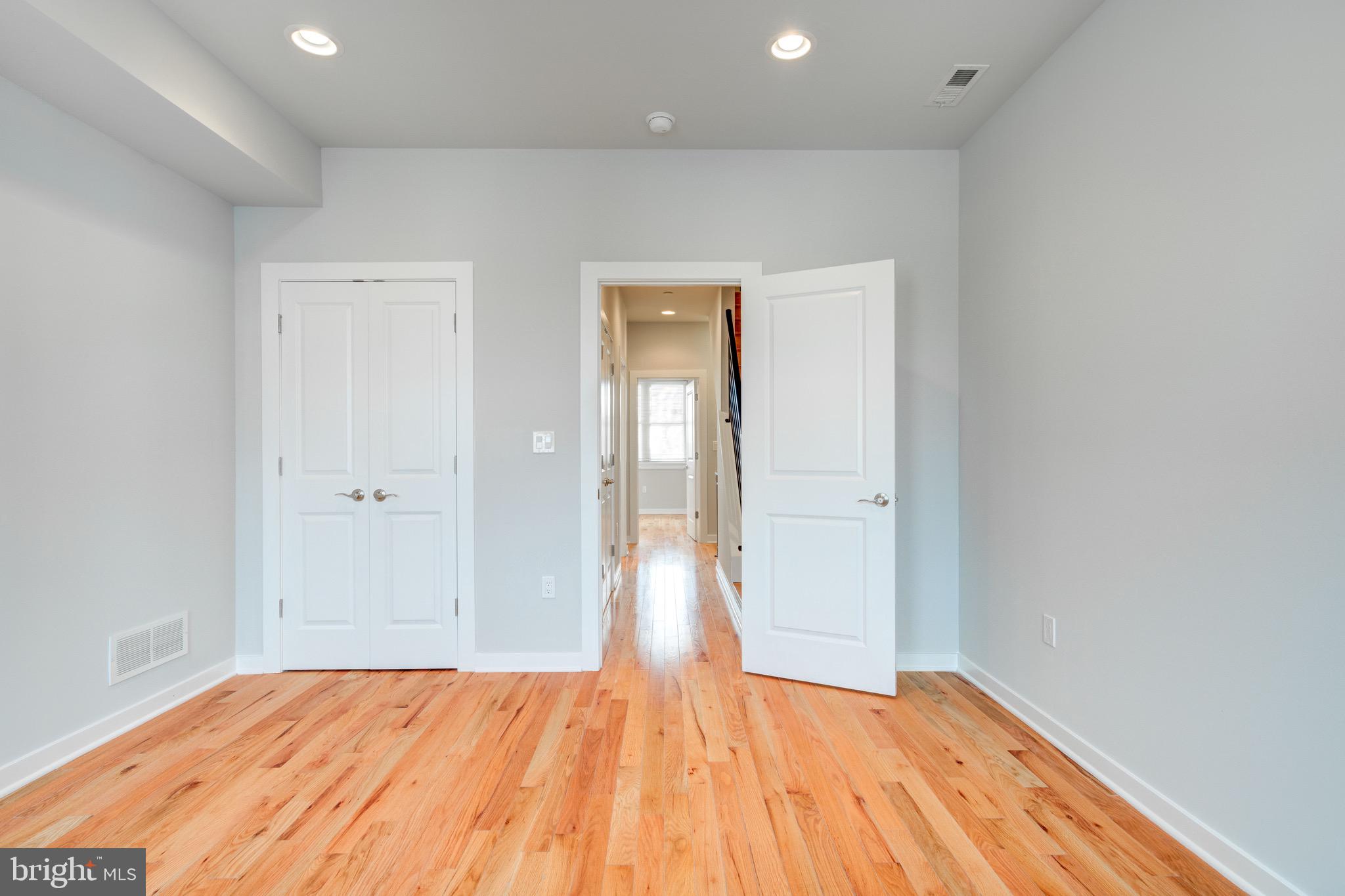 GRAYS FERRY - Residential