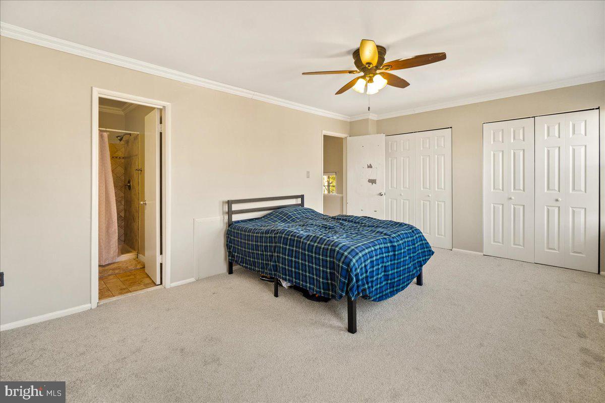 GLADE TOWN - Residential Lease