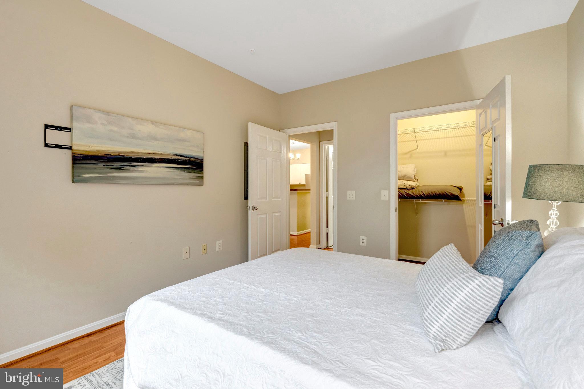 FAIRFAX RIDGE - Residential