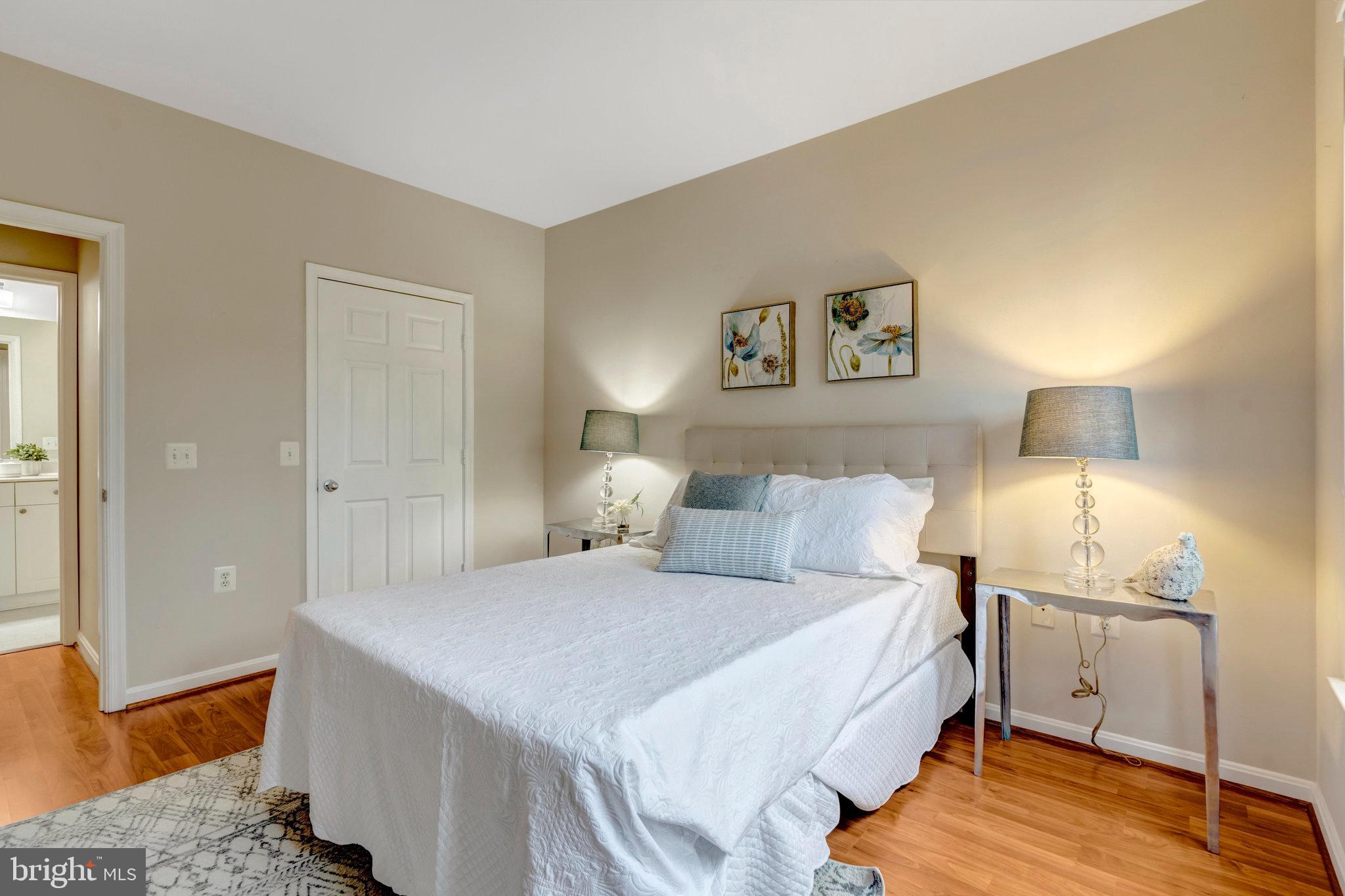 FAIRFAX RIDGE - Residential