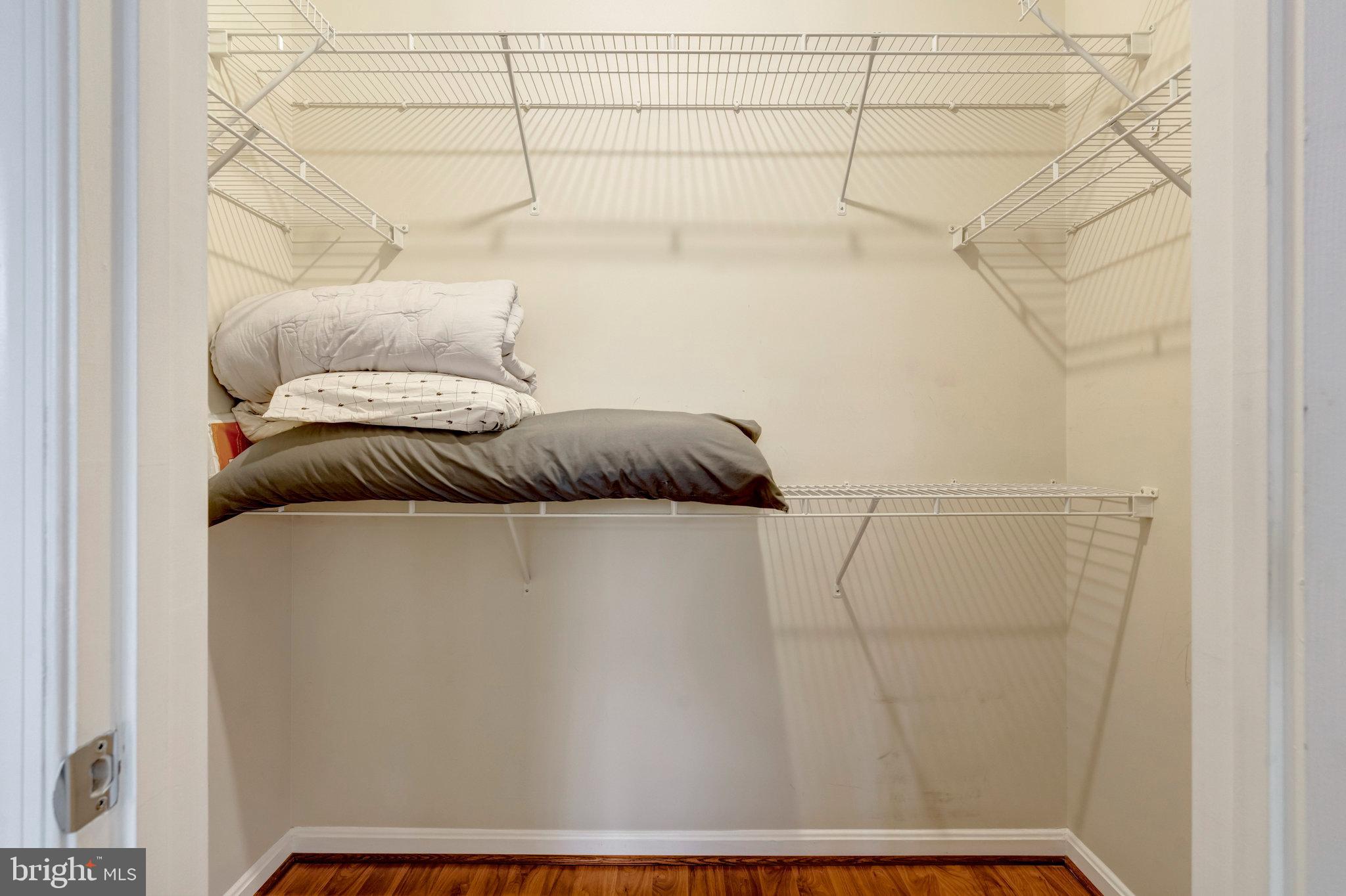 FAIRFAX RIDGE - Residential