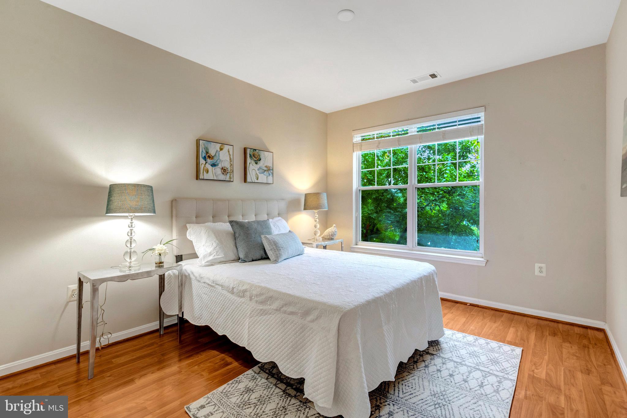 FAIRFAX RIDGE - Residential