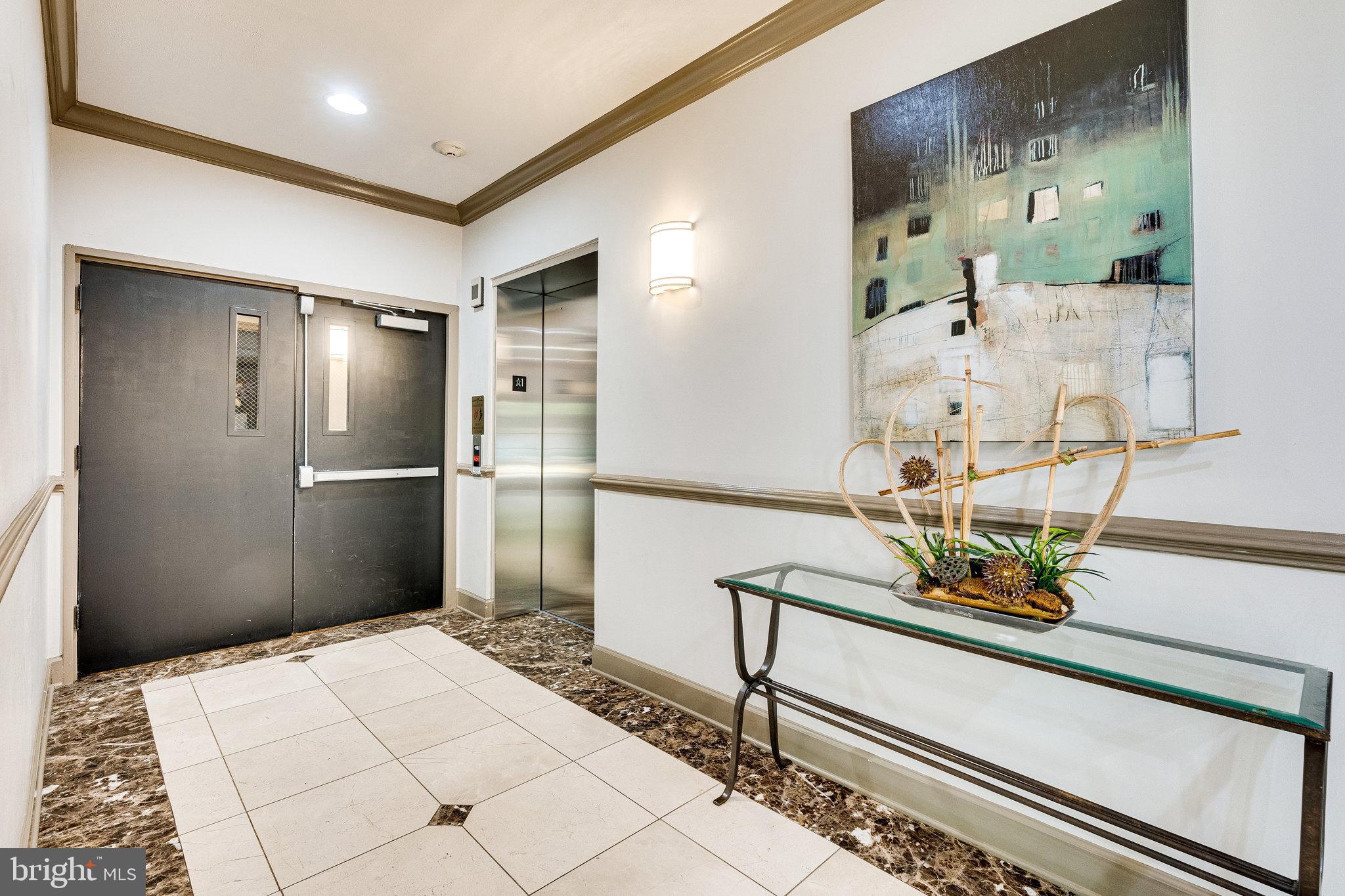 FAIRFAX RIDGE - Residential