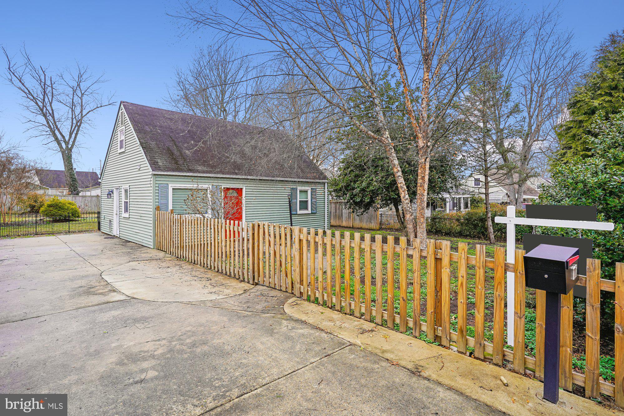 MANASSAS PARK - Residential