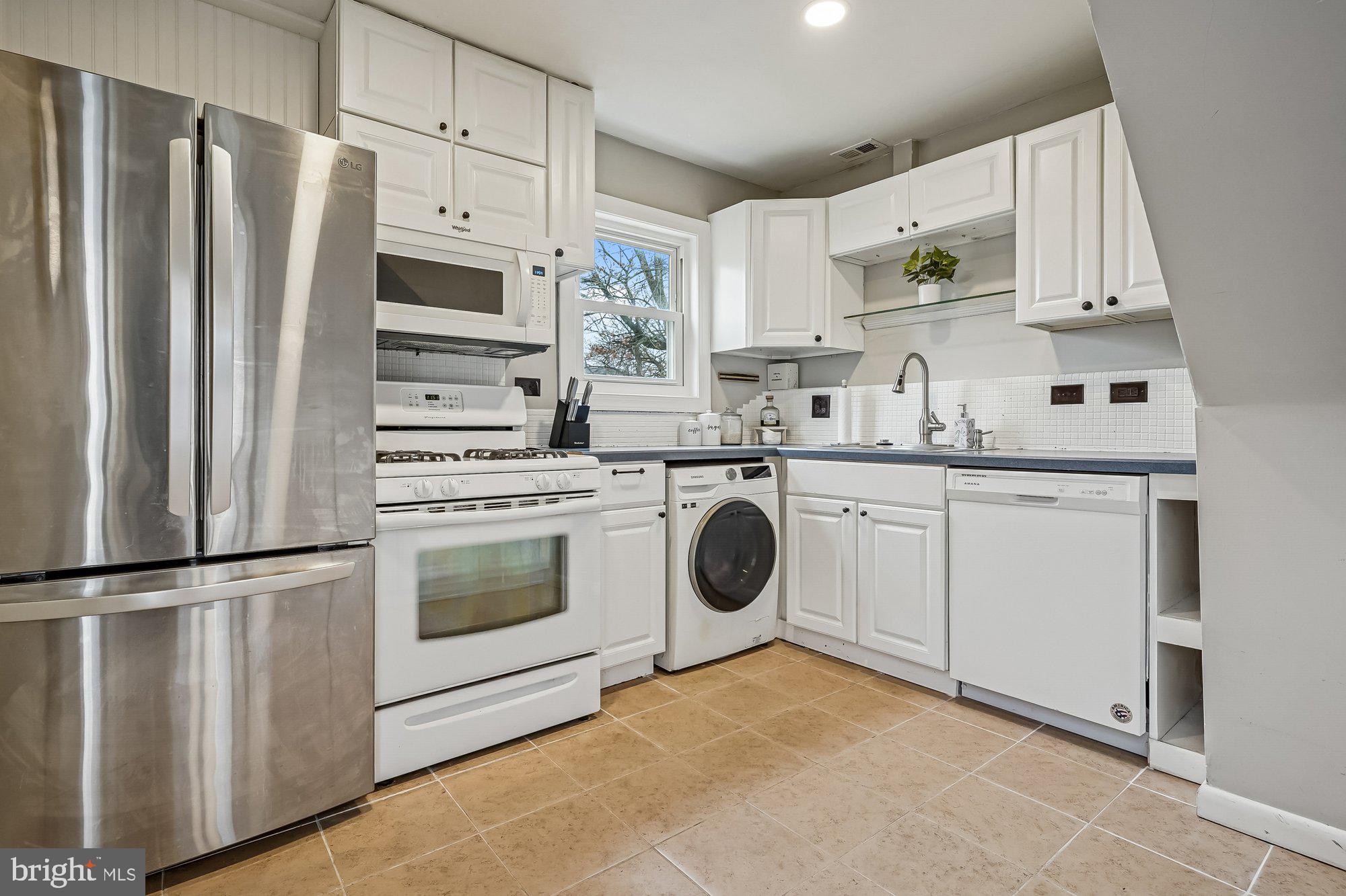 MANASSAS PARK - Residential