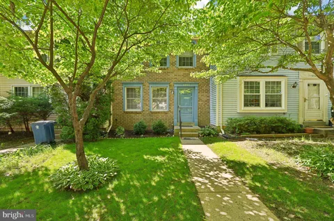 14544 FarmcRest Place, Silver Spring, MD MLS: MDMC2178782