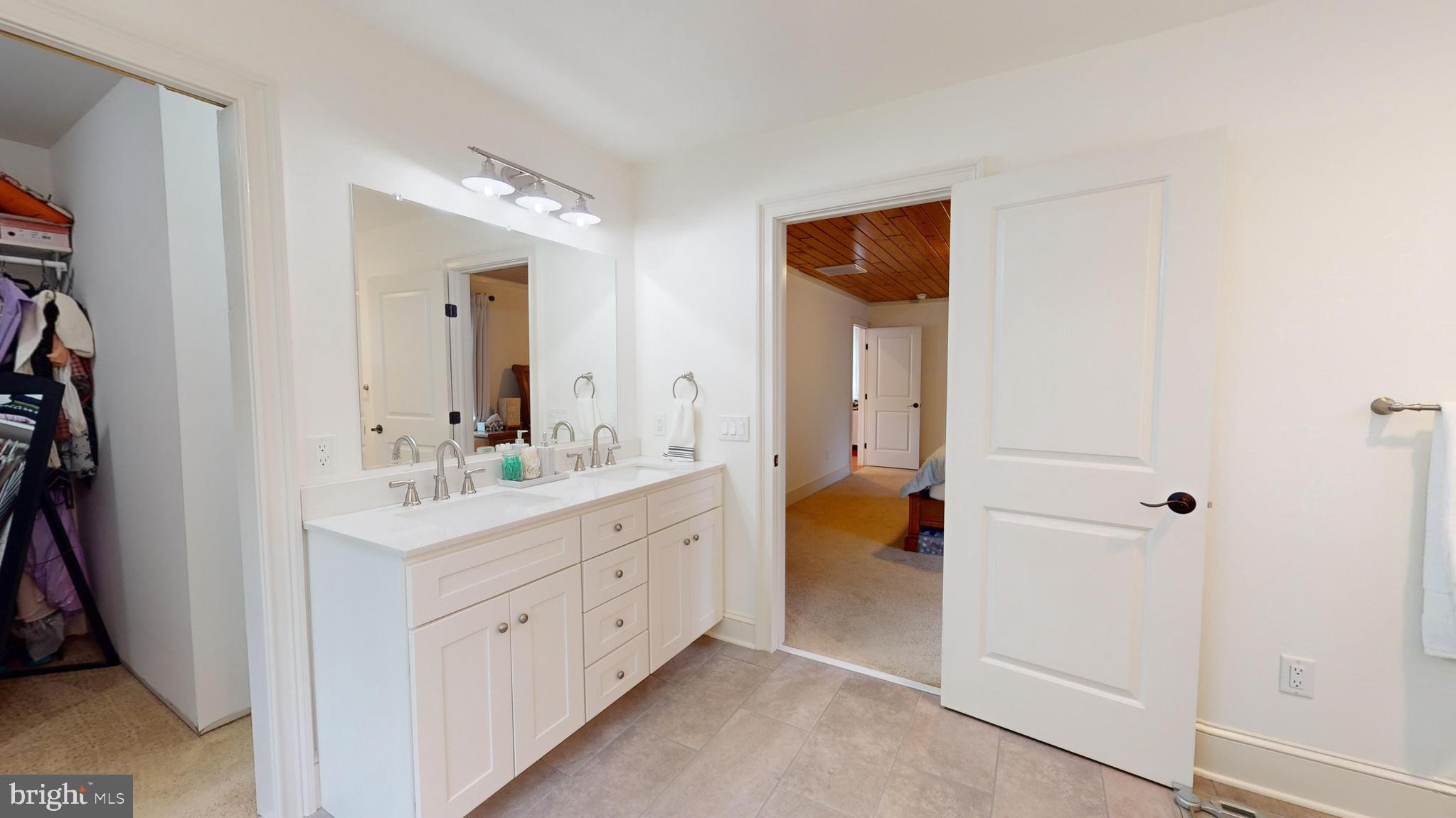 NON AVAILABLE - Residential