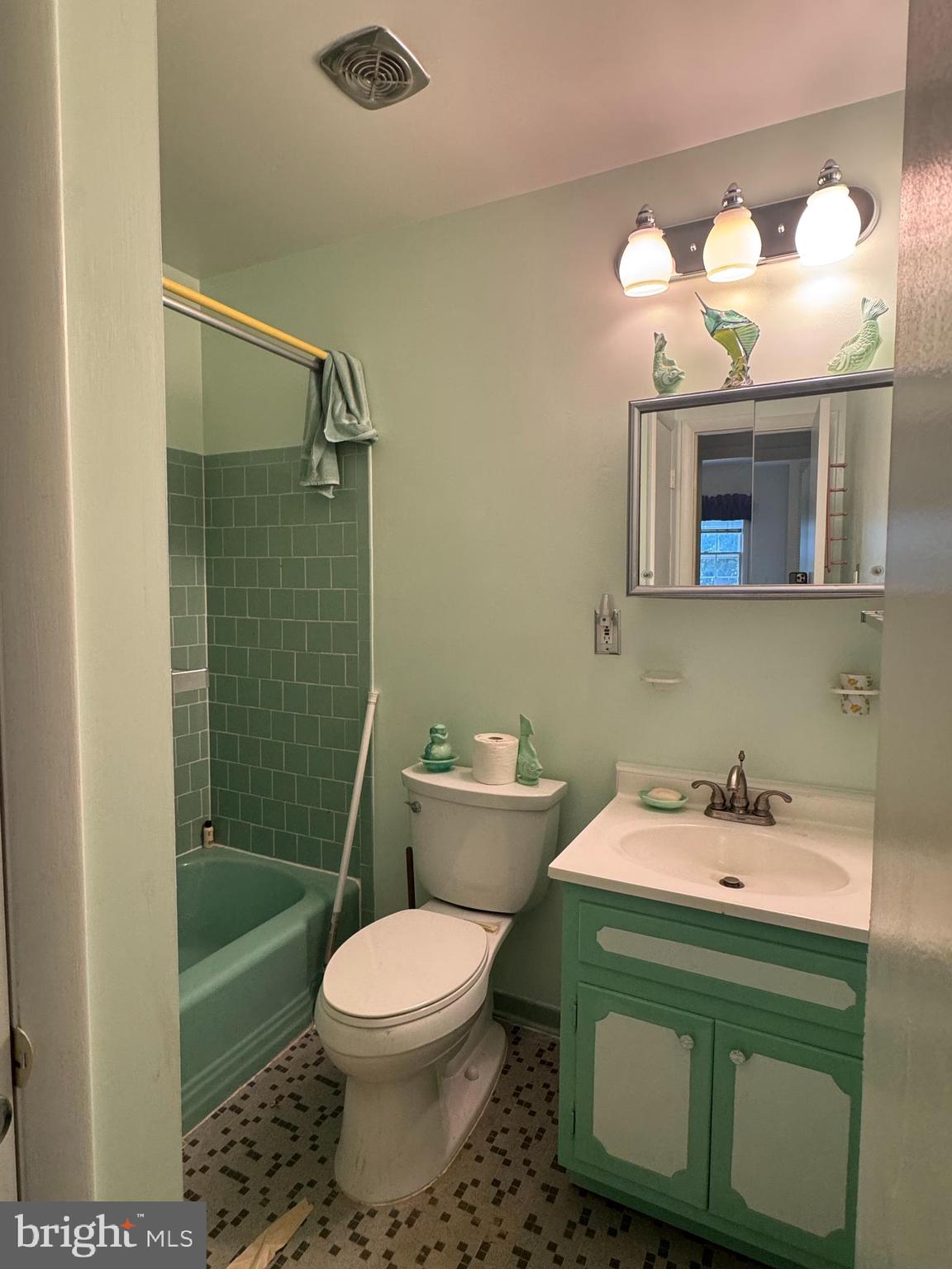 RIVERSIDE TERRACE - Residential