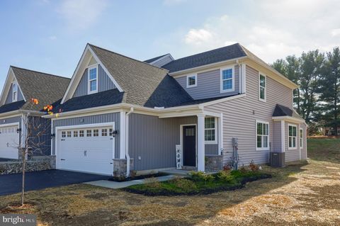 Photo of 209 Bellaride Lane #74, MILLERSVILLE, PA 17551 (MLS # PALA2047966)