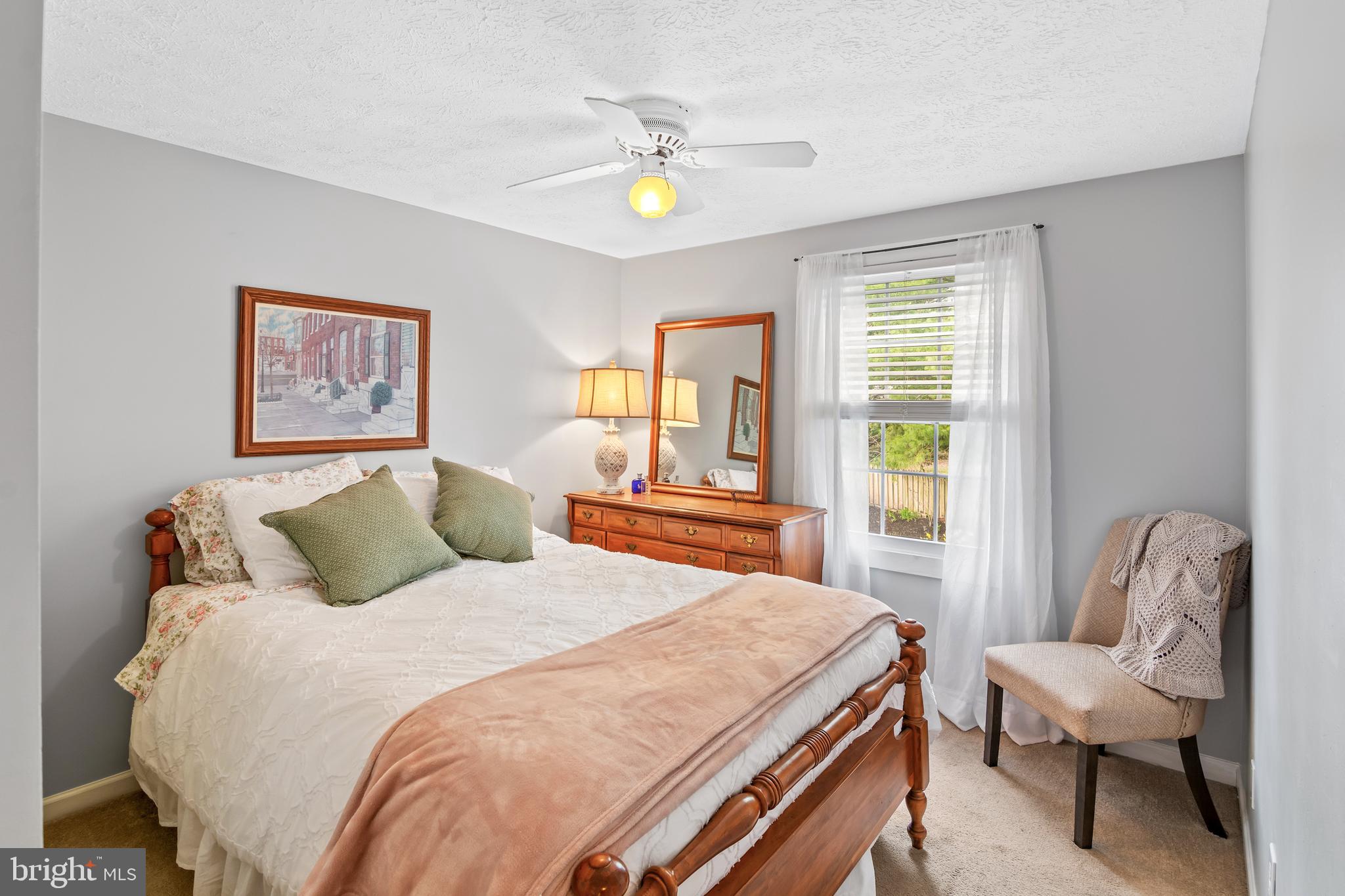 HALLFIELD MANOR - Residential