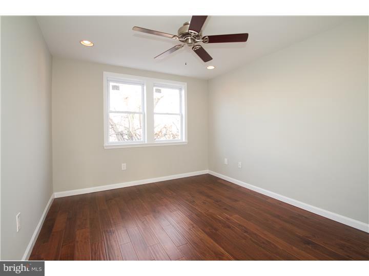 POINT BREEZE - Residential