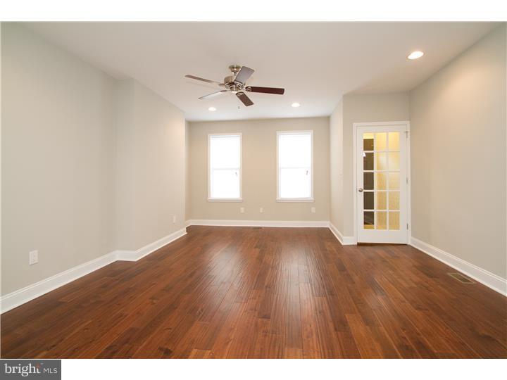 POINT BREEZE - Residential
