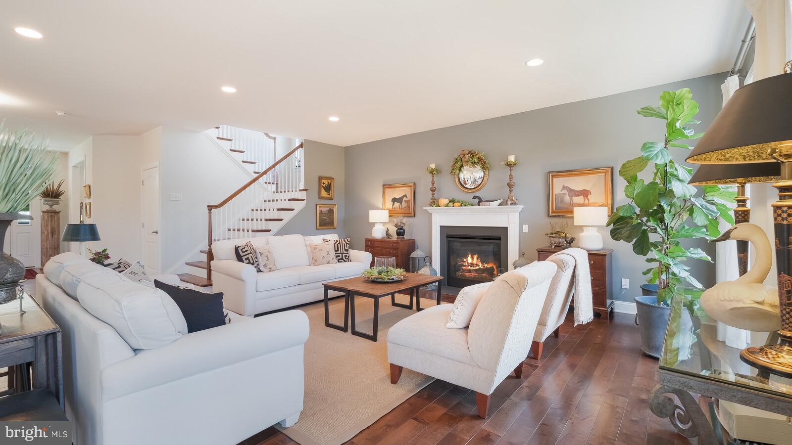 LENAPE VALLEY - Residential