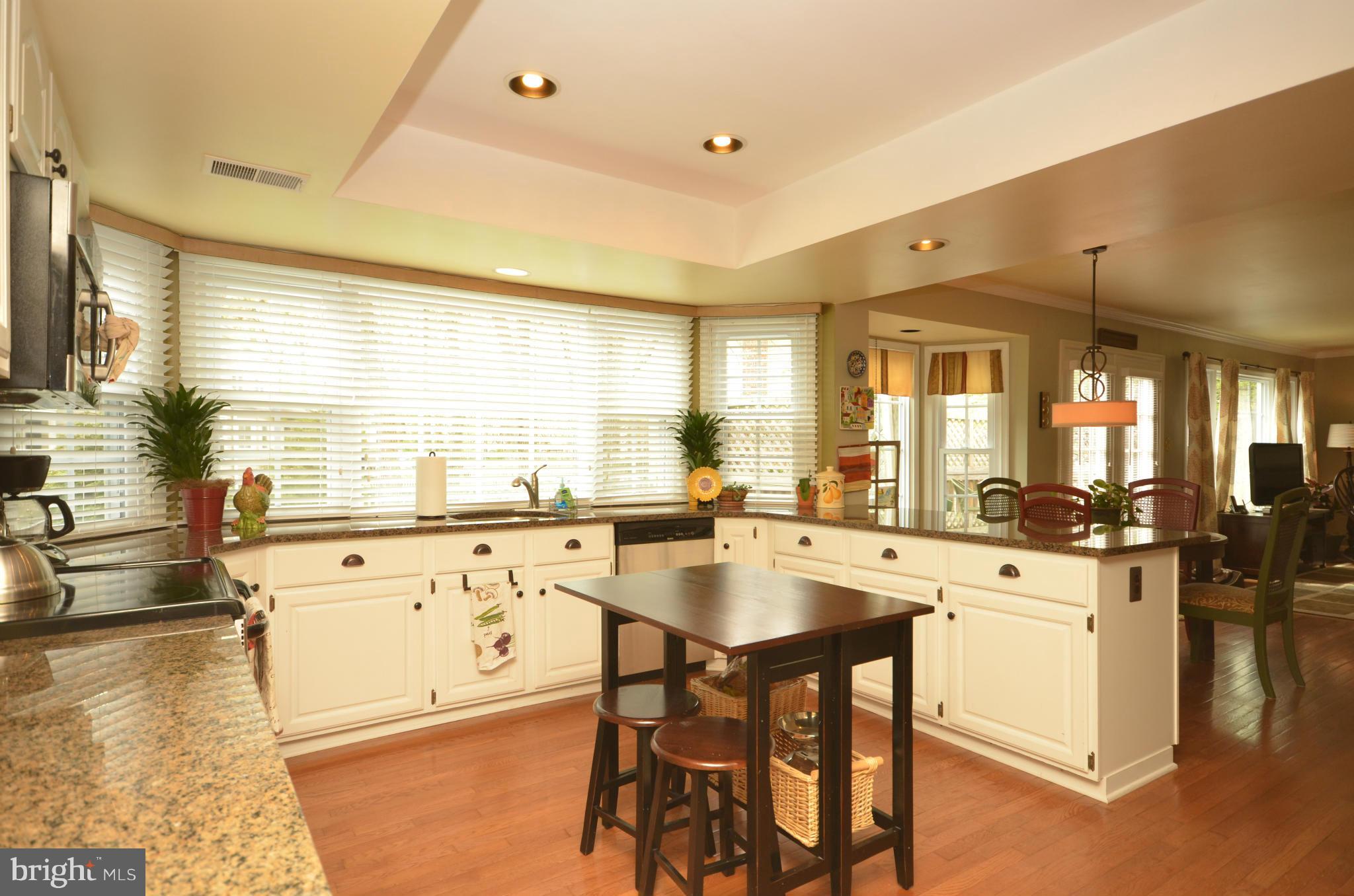 COUNTRYSIDE - Residential