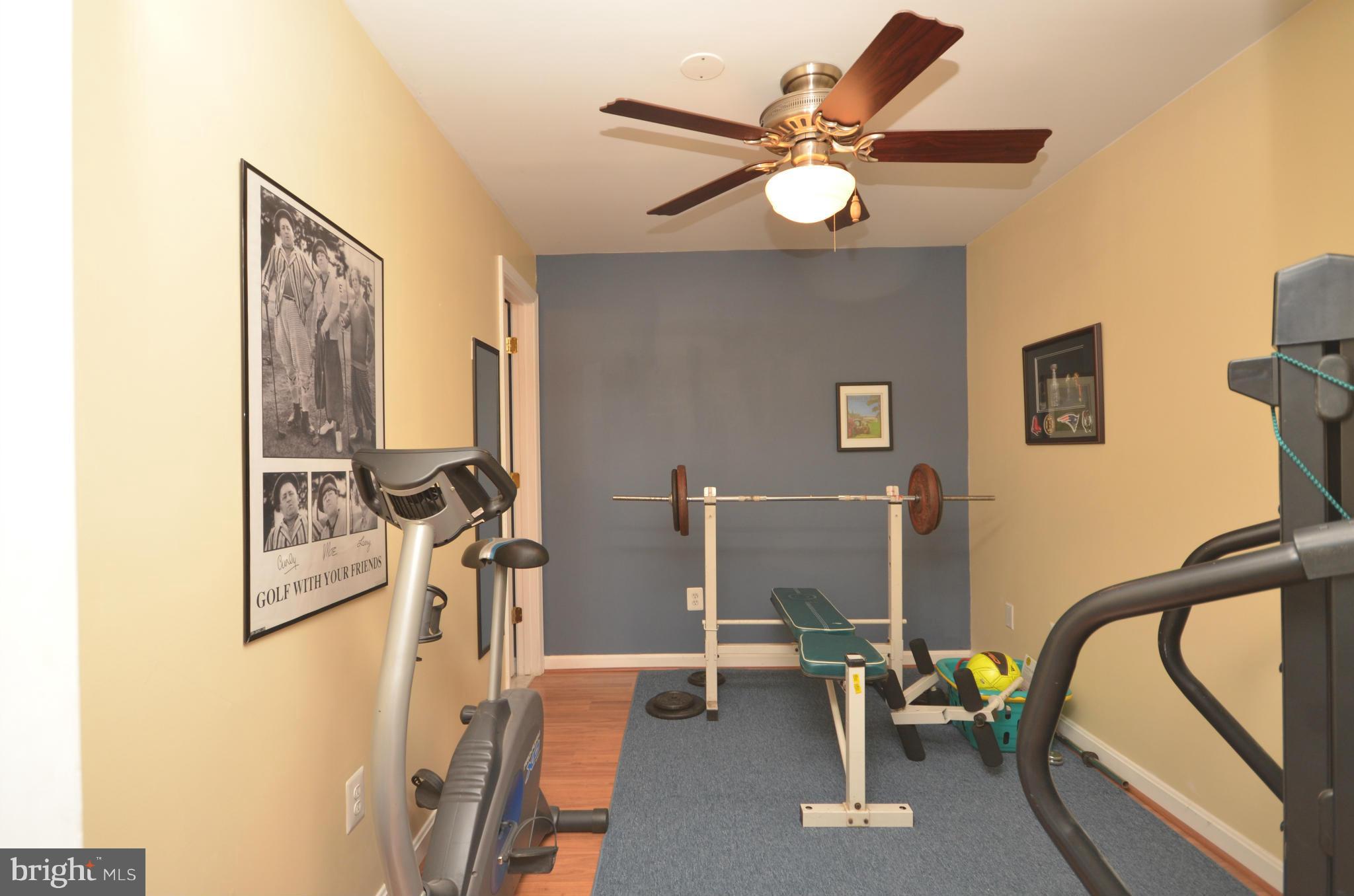 COUNTRYSIDE - Residential