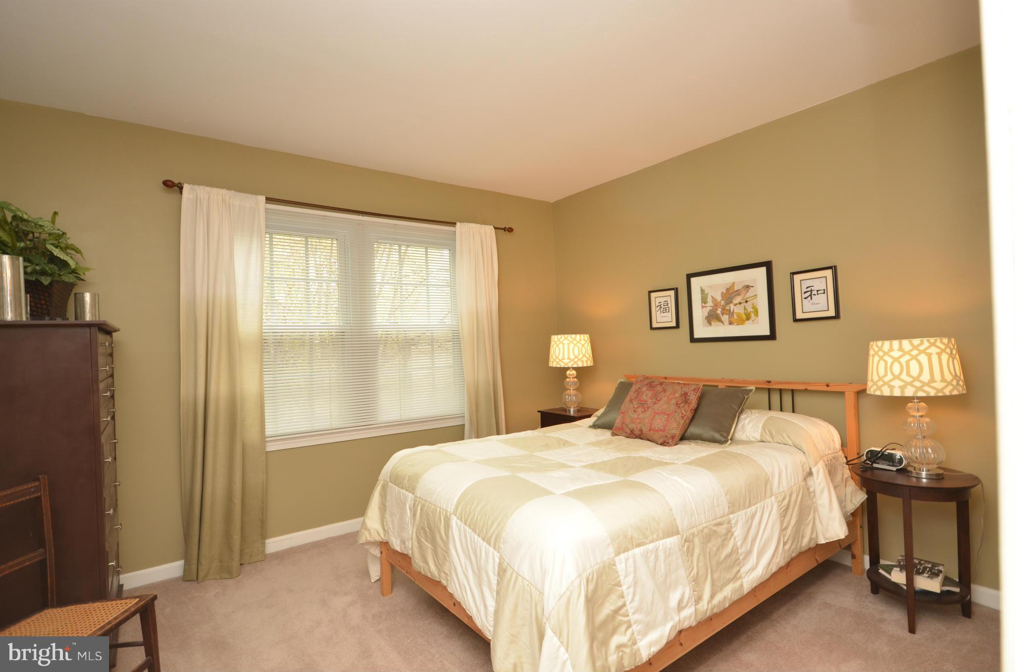 COUNTRYSIDE - Residential