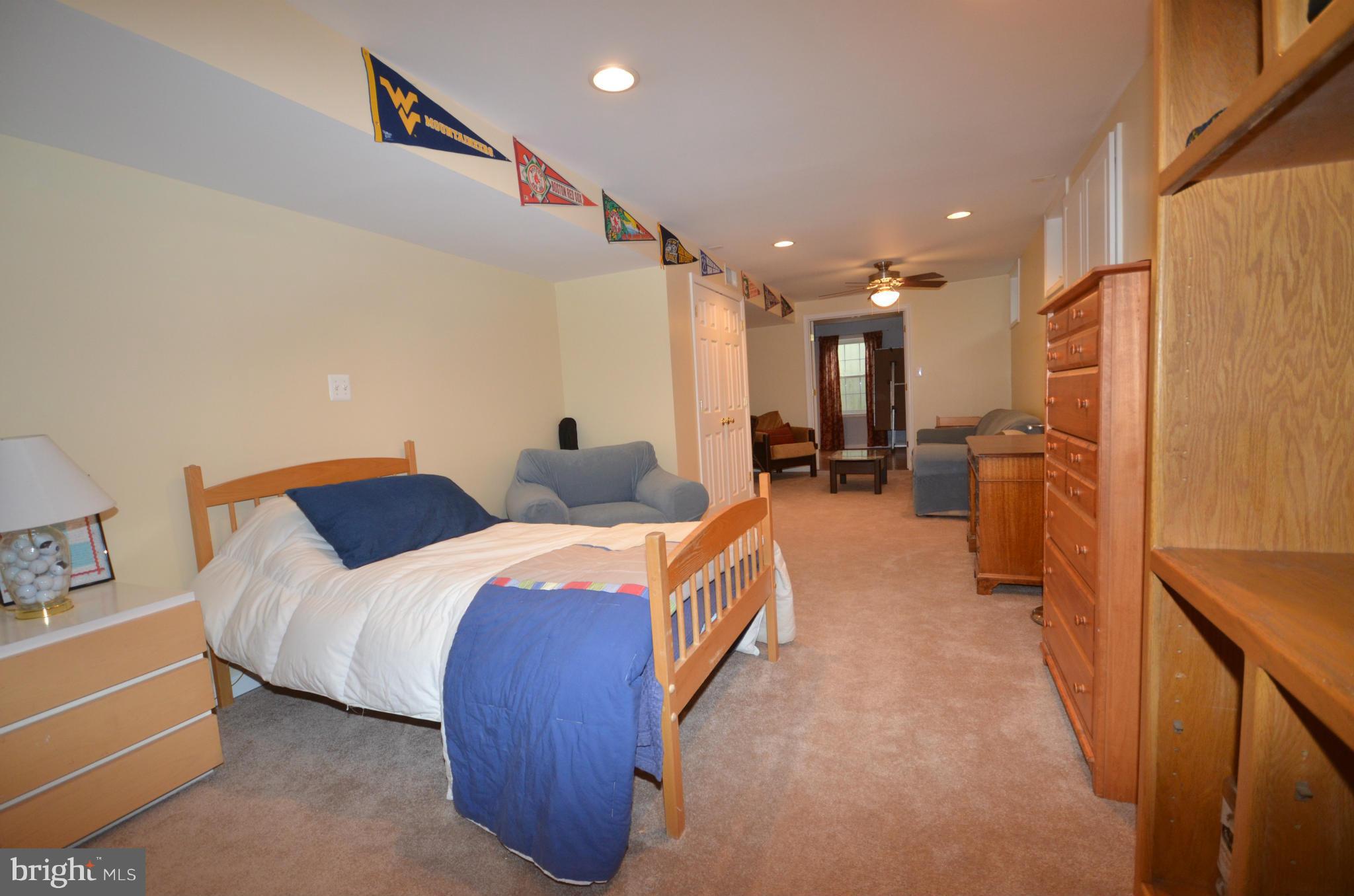 COUNTRYSIDE - Residential