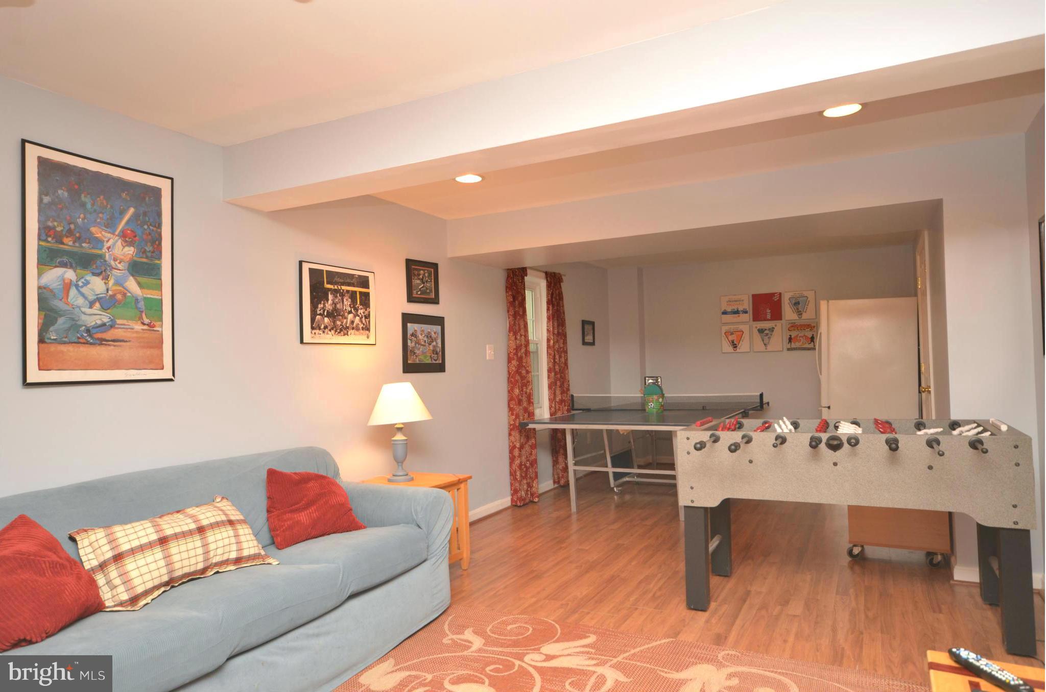 COUNTRYSIDE - Residential