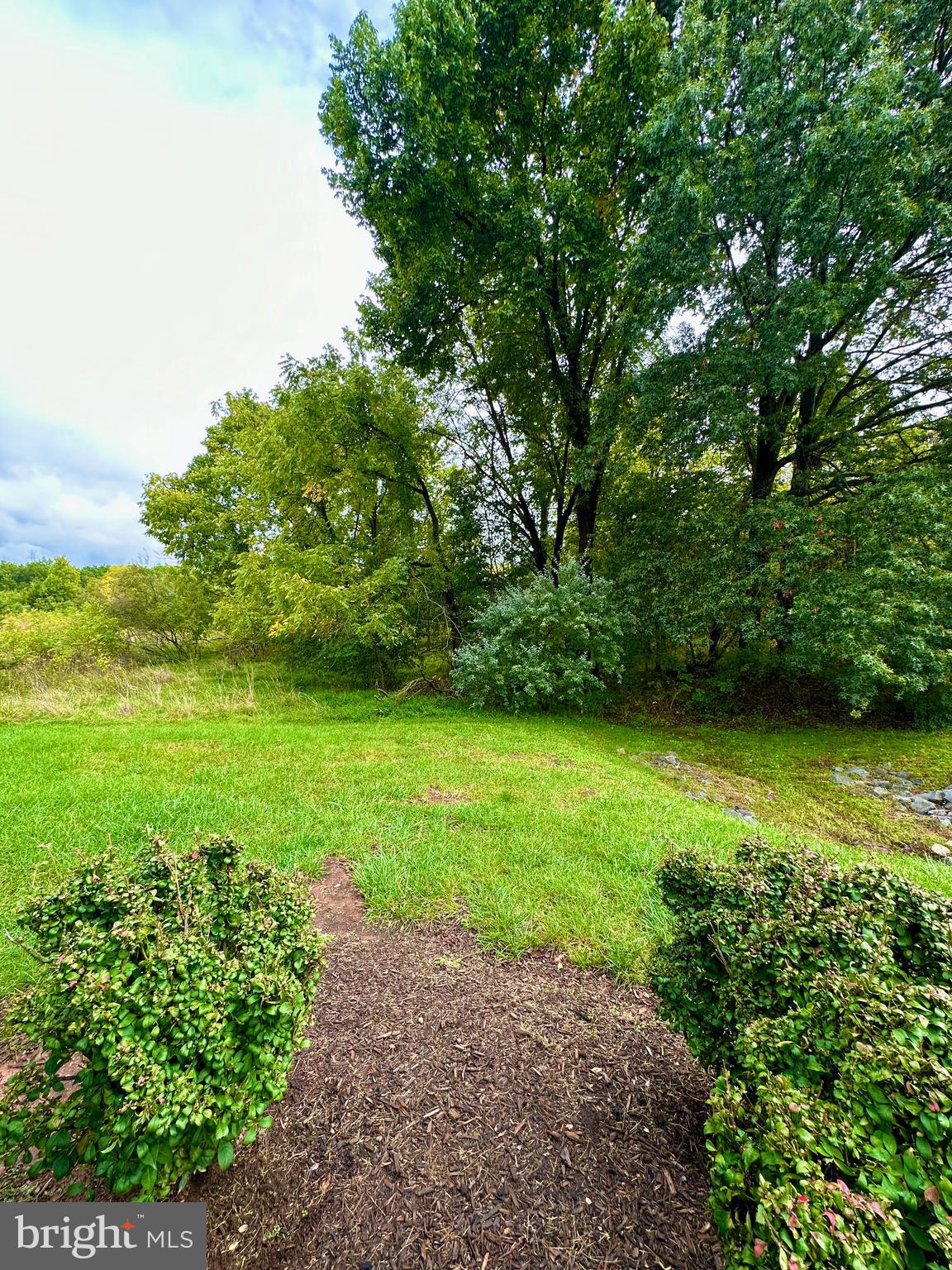 ASHBURN VILLAGE - Residential