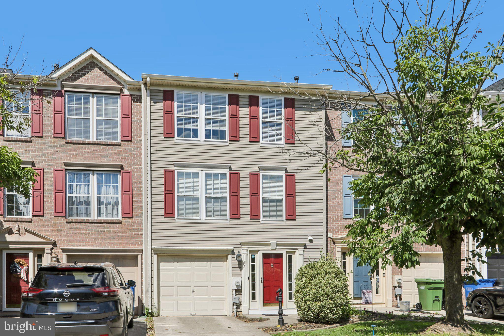24 CLEMENS LANE