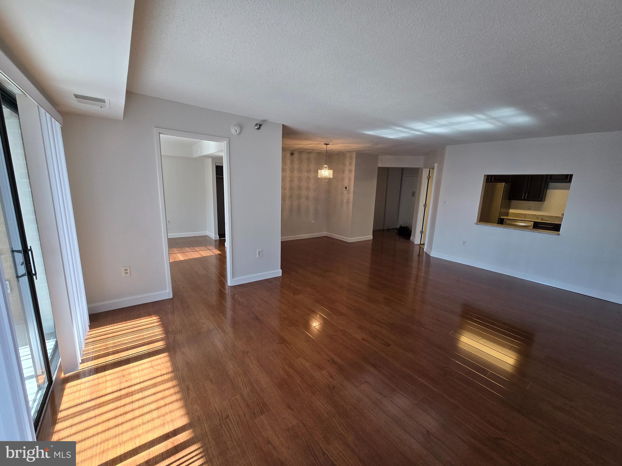 LEISURE WORLD - Residential Lease