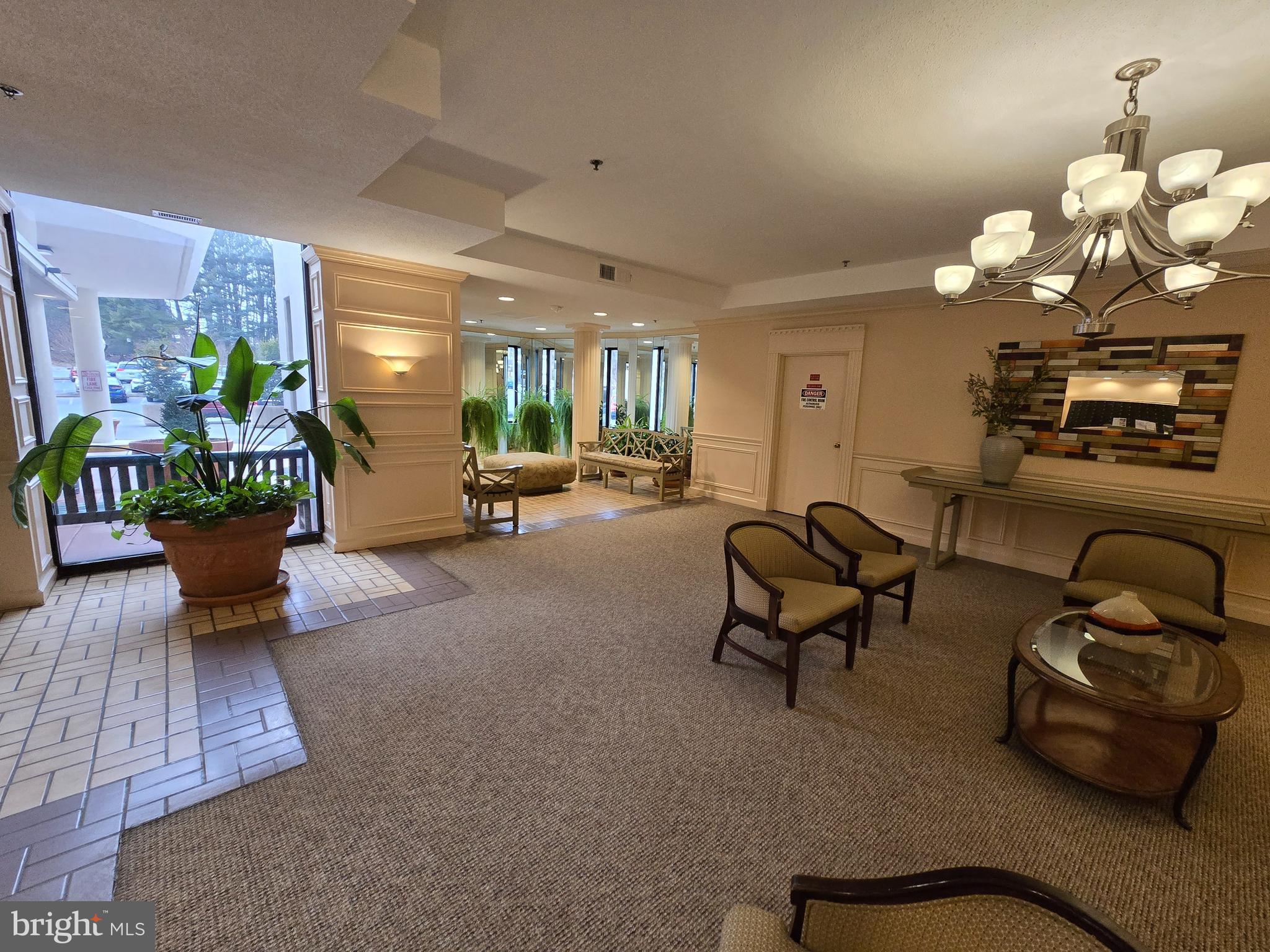 LEISURE WORLD - Residential Lease