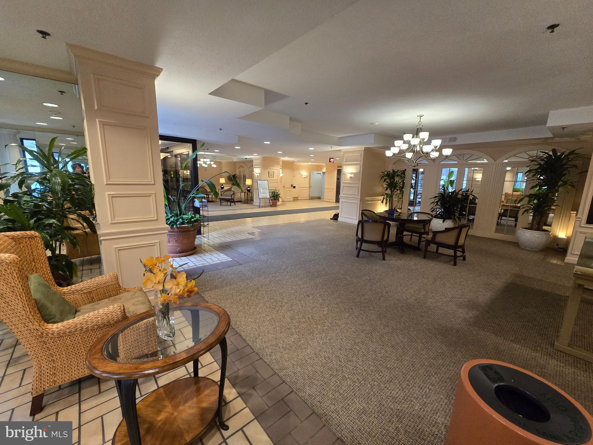 LEISURE WORLD - Residential Lease