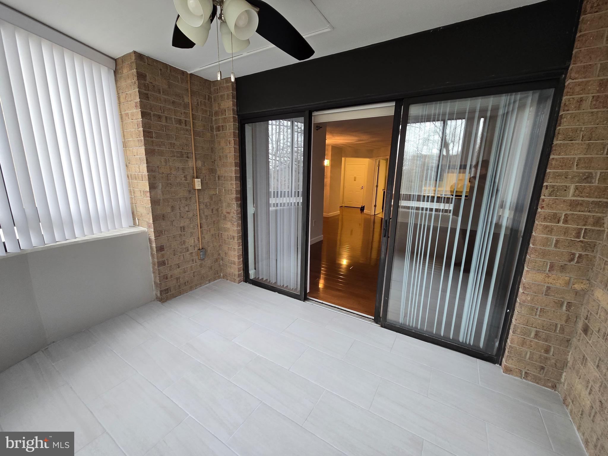 LEISURE WORLD - Residential Lease