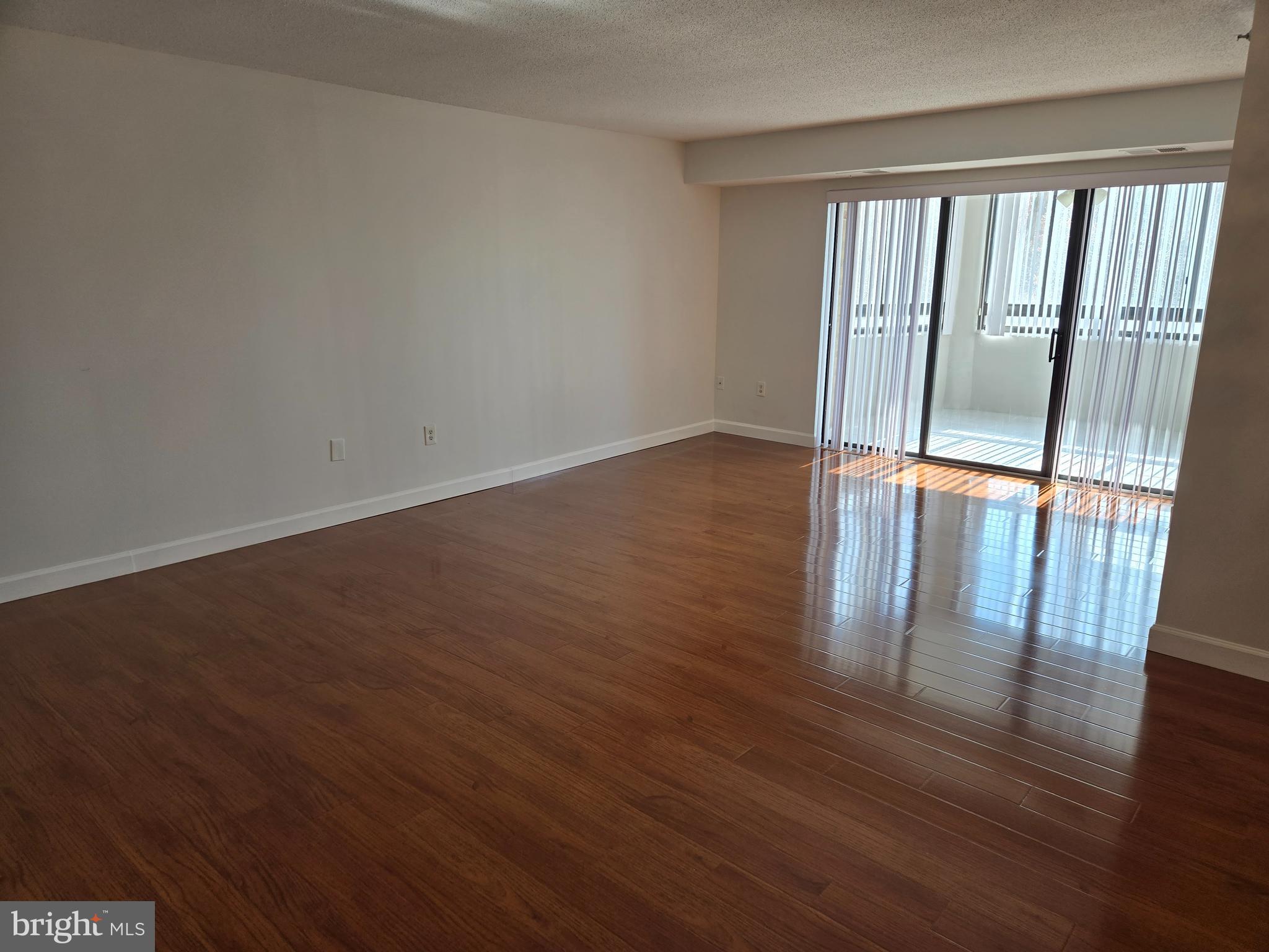 LEISURE WORLD - Residential Lease