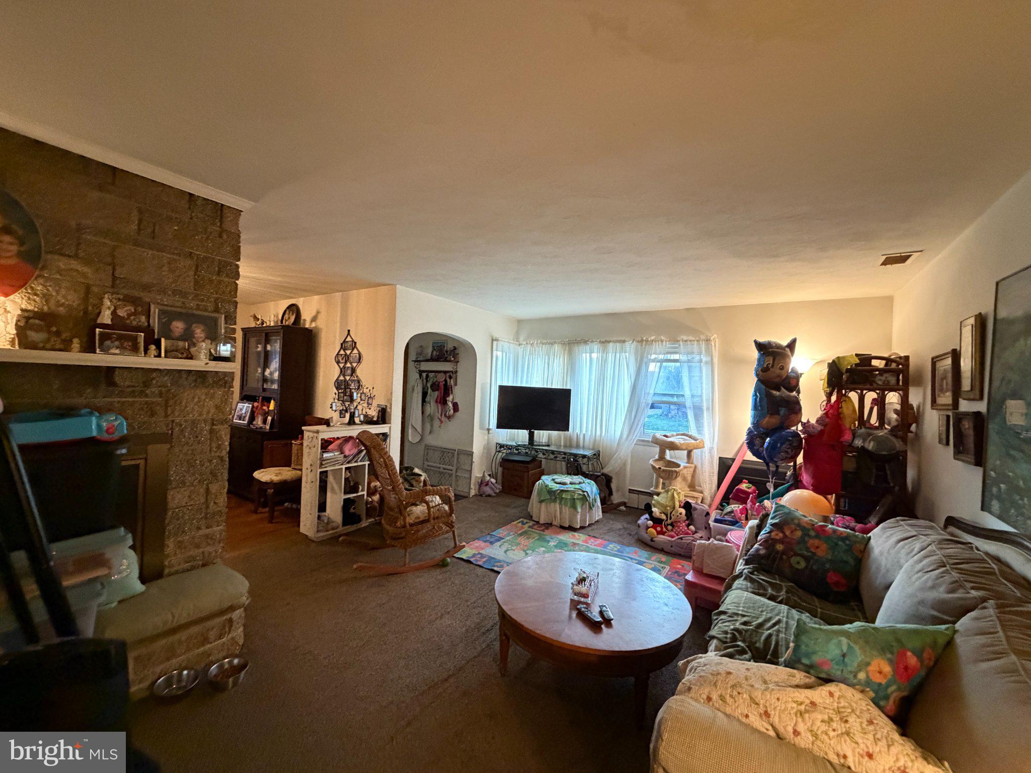 544 DUNLAP STREET