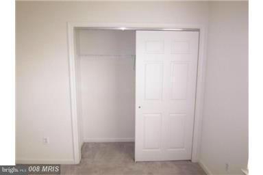 EDGEWATER AT TOWN CENTER - Residential Lease