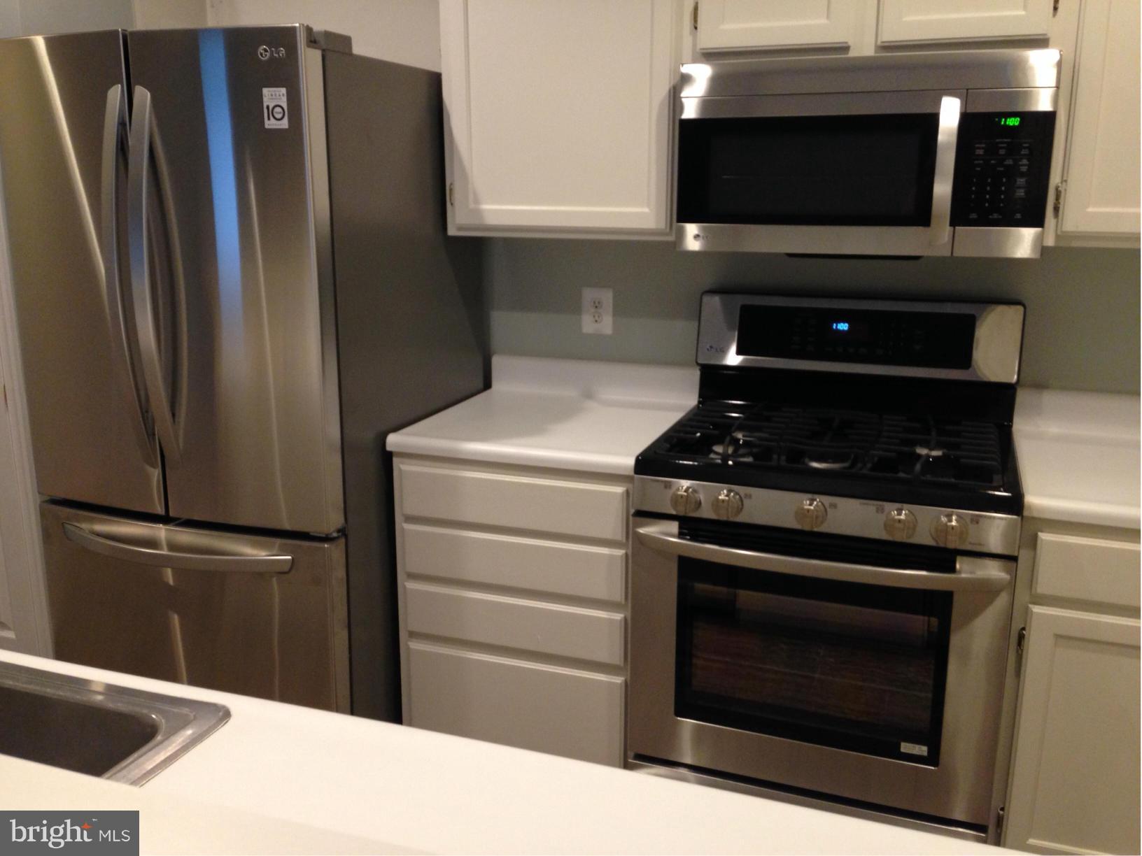 EDGEWATER AT TOWN CENTER - Residential Lease