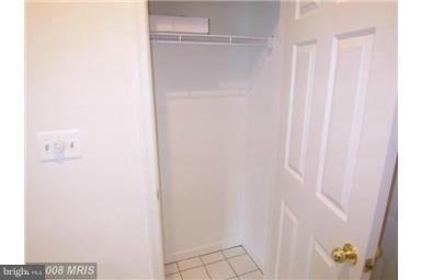 EDGEWATER AT TOWN CENTER - Residential Lease