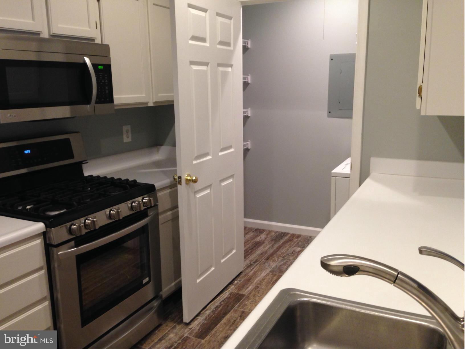 EDGEWATER AT TOWN CENTER - Residential Lease