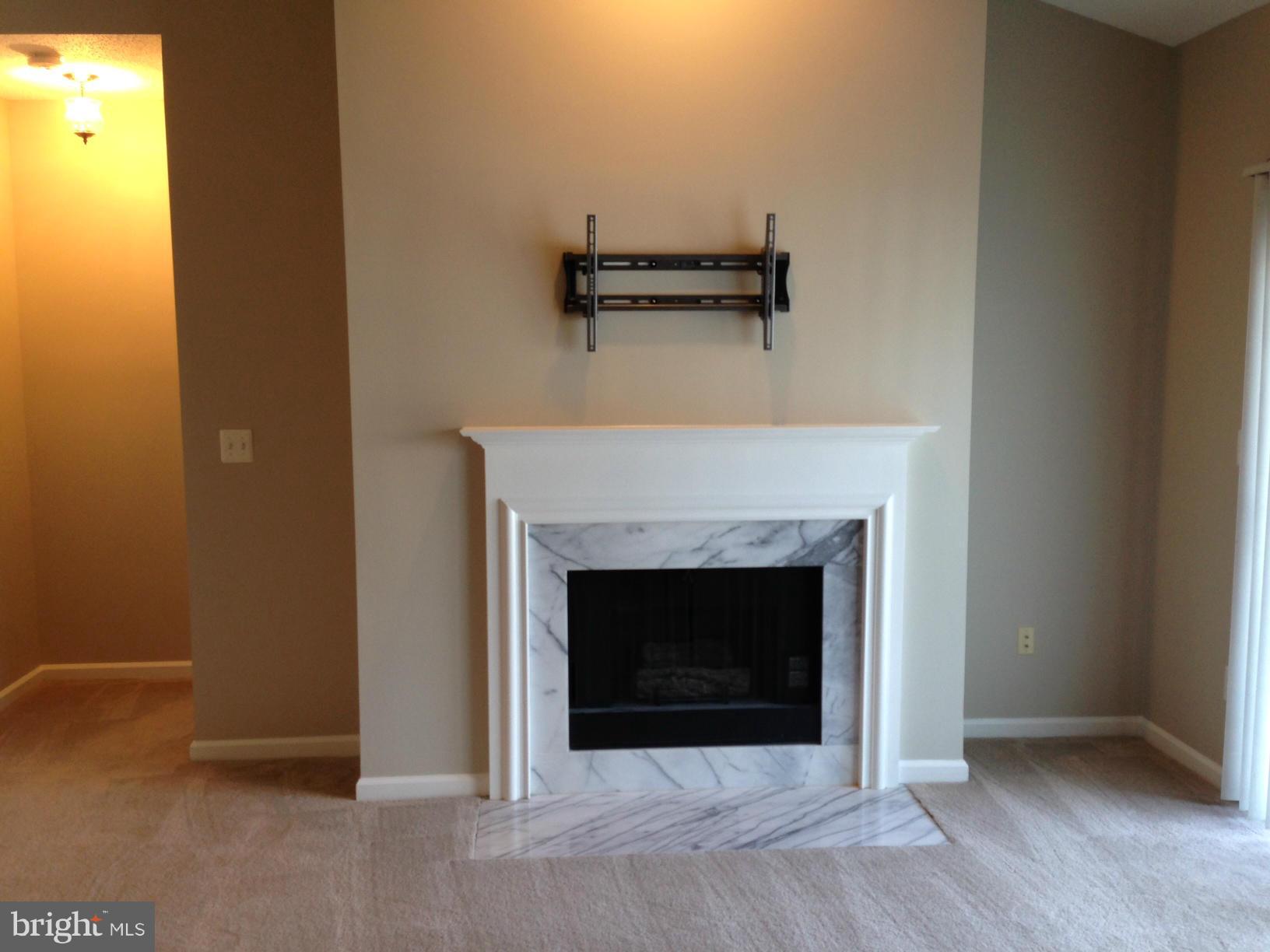 EDGEWATER AT TOWN CENTER - Residential Lease