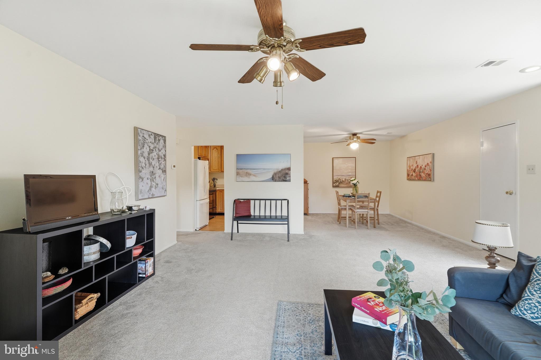 1401 RAINTREE LANE 1401