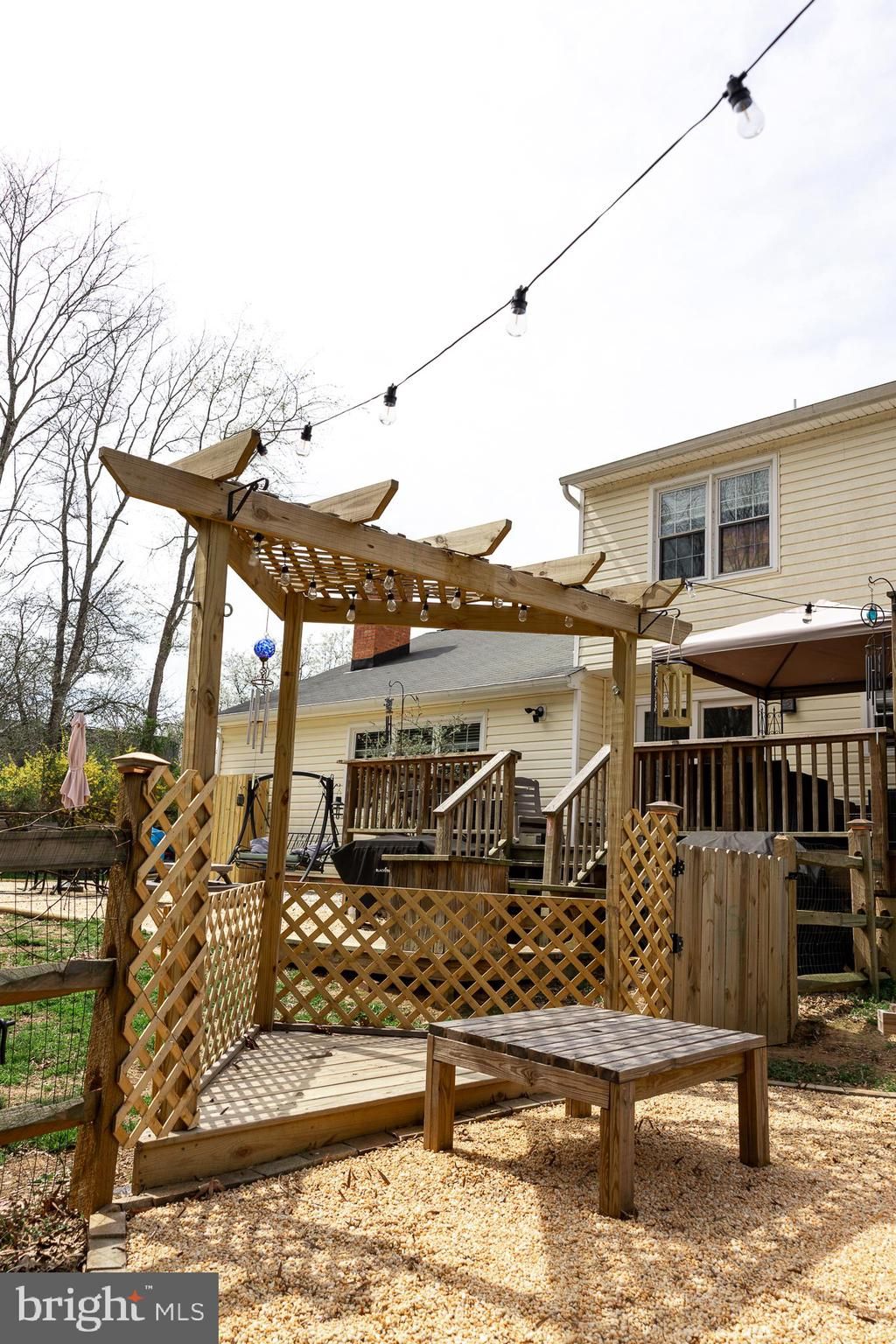 listing image 75